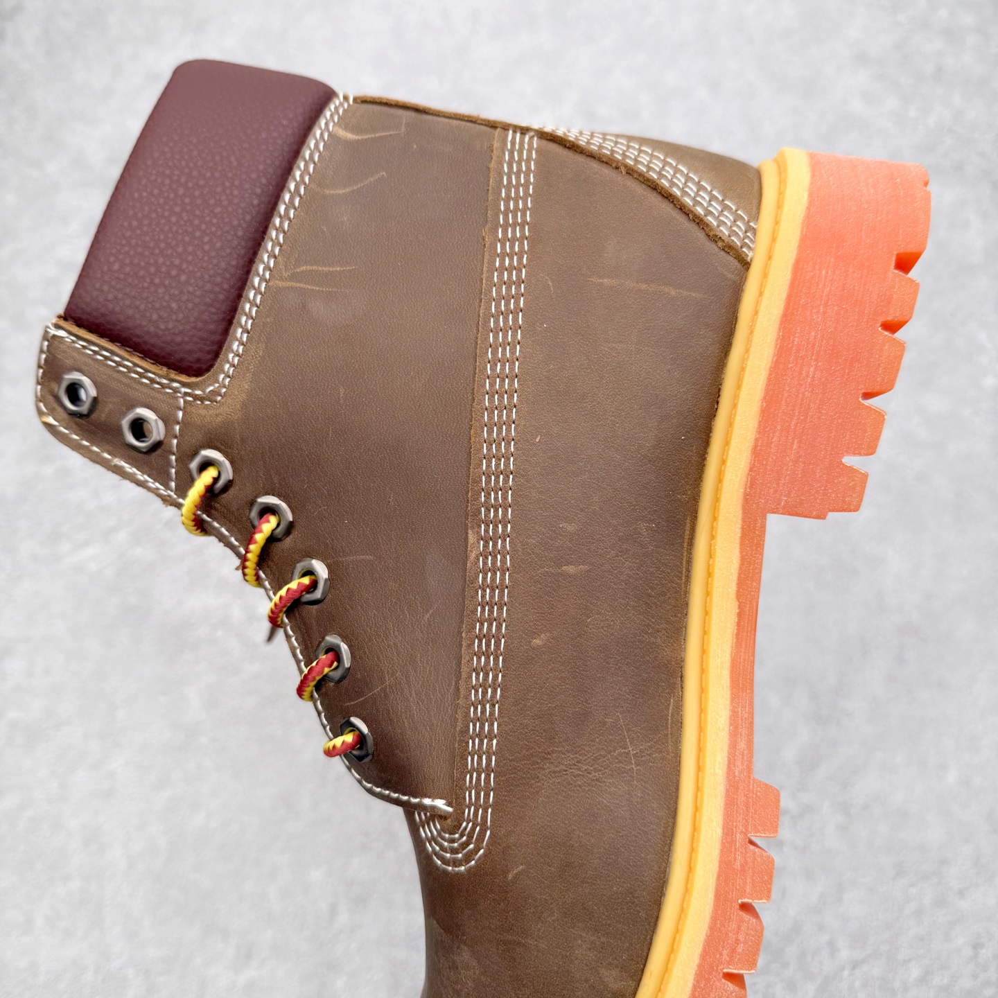 图片[7]-Timberland 添柏岚/天伯伦 25秋冬新款 经典户外休闲大黄靴 广东大厂品质 原盒原包装 面料采用意大利🇮🇹顶级磨砂细纹牛皮搭配防臭防腐真皮乳胶鞋垫给您完美的穿着体验 质量考究耐穿型男必备 专治不帅 高品质脚感一流 货号：TB99350 尺码：35 36 37 38 39 40 41 42 43 44 (标准码)-选品中心