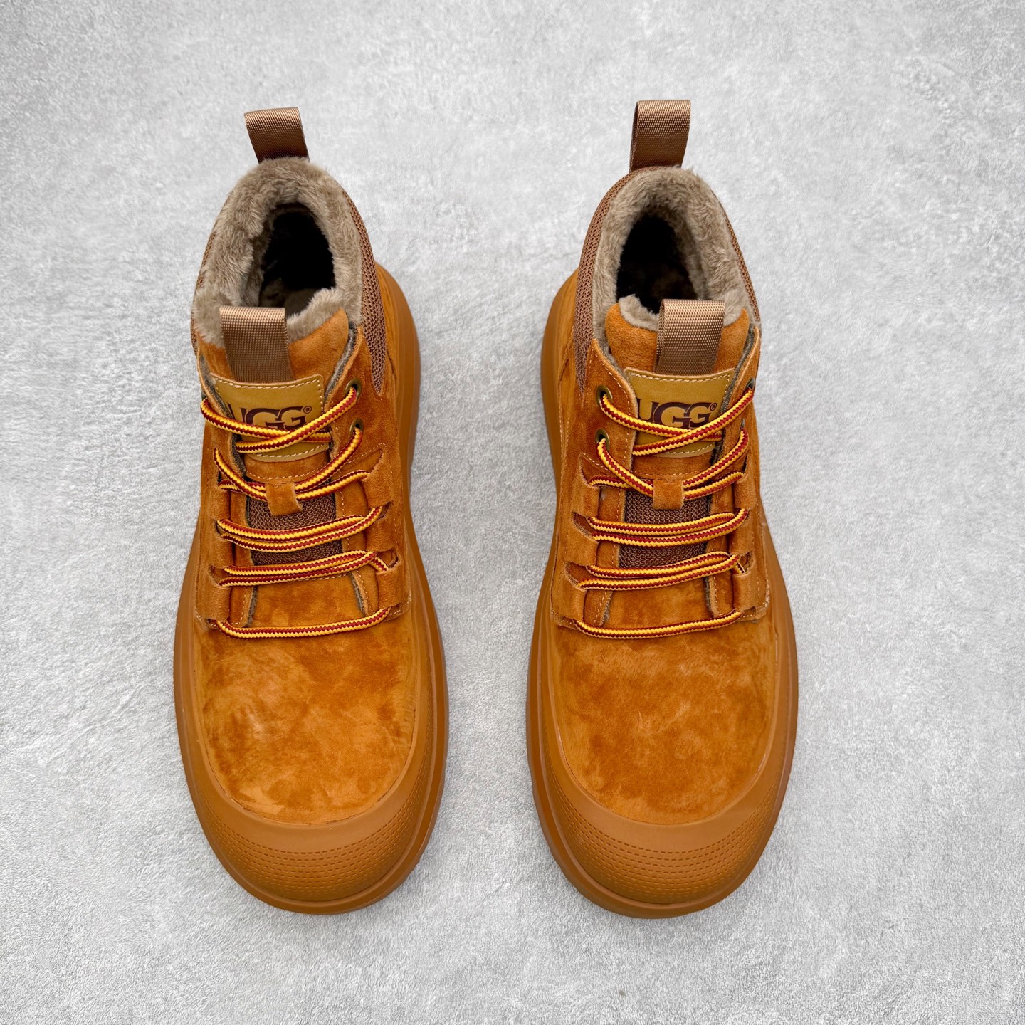 图片[2]-UGG Tasman Weather Hybrid 塔斯曼混合系列户外中帮休闲马丁靴雪地靴UGG秋冬新品 秋冬必备（内里加绒保暖🔥）时尚休闲马丁靴雪地靴系列 代购专供品质 面料采用进口头层牛皮材质 鞋内里采用🔥毛茸一体内里保暖锁热。外置防滑橡胶大底 系带设计 穿脱十分方便 采用TPU模压定型真皮鞋面材质#科技外底防滑,耐磨性和良好的弹性！尺码：39-44-选品中心