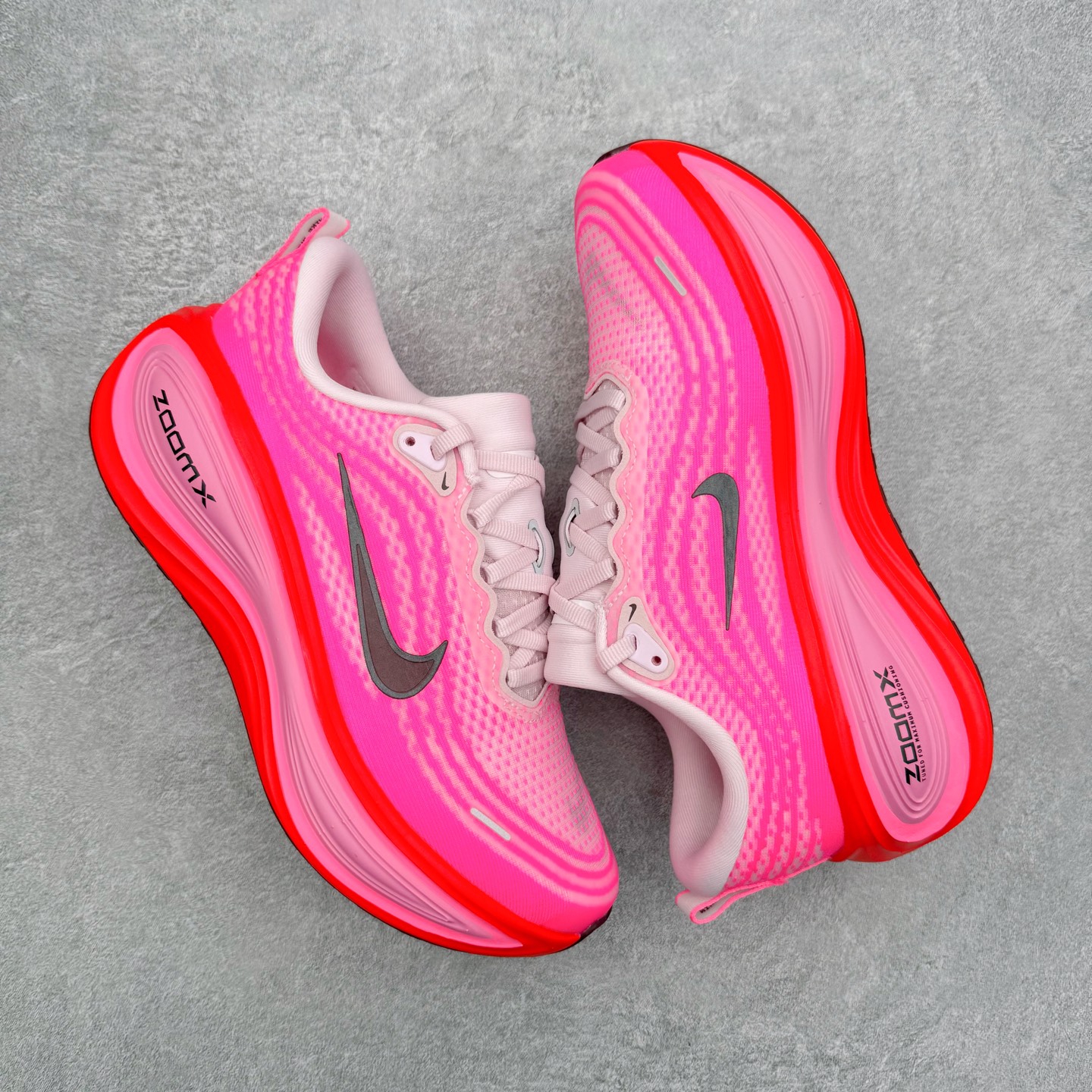 图片[3]-NK Vomero Plus 时尚舒适 网布防滑耐磨 低帮跑步鞋 HV8154-604 实拍调校N版已经零色差零失真 百分百还原实物色彩所见即所得 不存在货不对板色差等低级问题 选购参考实物拍摄 不混卖不参货 只用心做好货严格选品 承诺混一赔十 尺码：36 36.5 37.5 38 38.5 39 40 40.5 41 42 42.5 43 44 44.5 45-选品中心