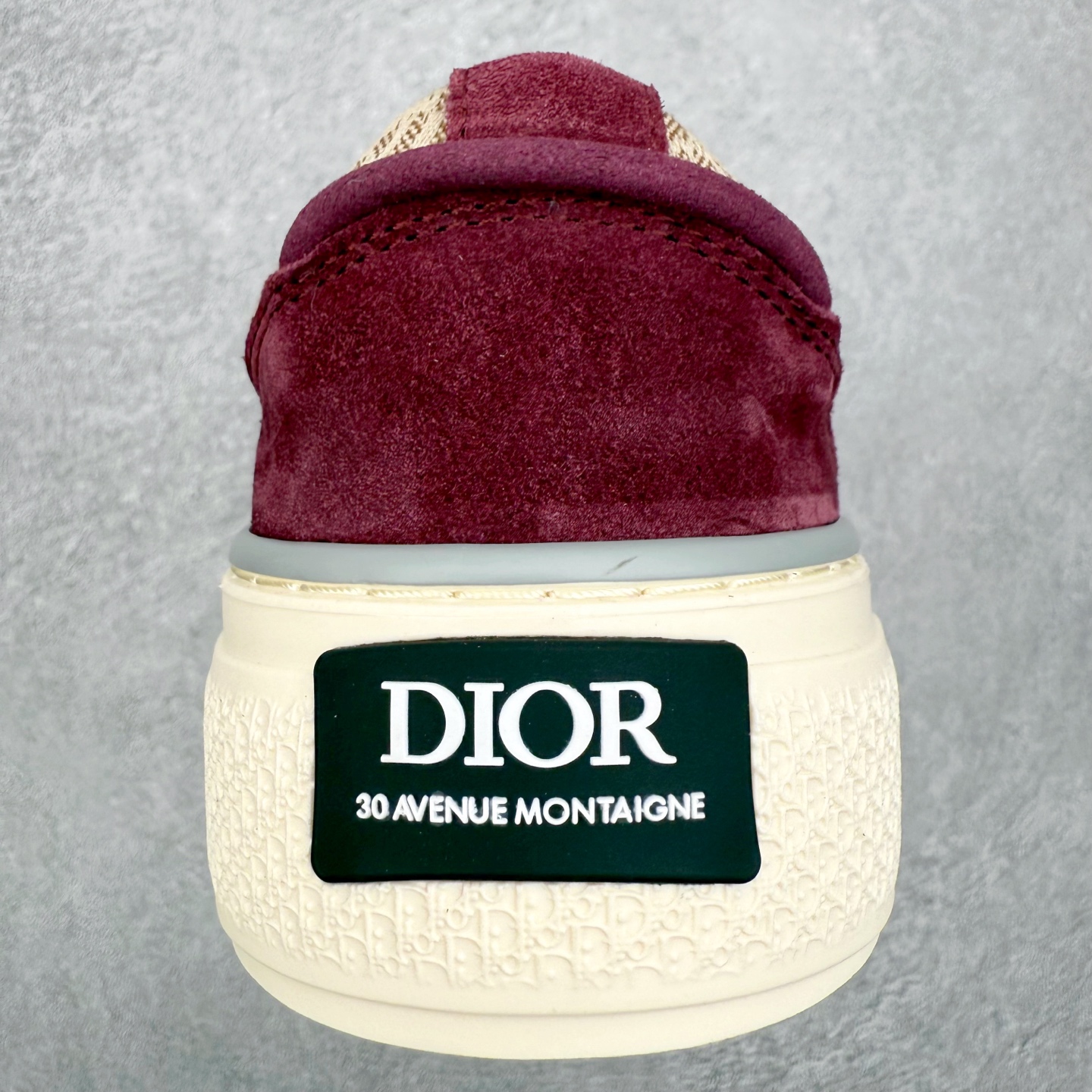 图片[8]-＃纯原 Dior B33 迪奥印花系带时尚运动板鞋网球鞋 全套原厂新版原纸板楦头开发 原厂特供皮料加持 原档数据大底 高频字母排版细节 还原 Zp 高端零售特供批次 2023秋季新品 彰显非凡的精湛工艺 重新诠释经典的网球鞋 时尚的廓形突显厚实感 采用全新的拉绒马海毛针织面料 突显柔软触感与富有层次感的流行色彩 搭配棕色绒面革镶片提升格调 别具一格的加垫鞋舌点缀以压花效果Dior标志 后侧点缀以Dior 30Avenue Montaigne标志 可为各式休闲造型增添时尚气质 尺码：40 41 42 43 44 45 46-选品中心