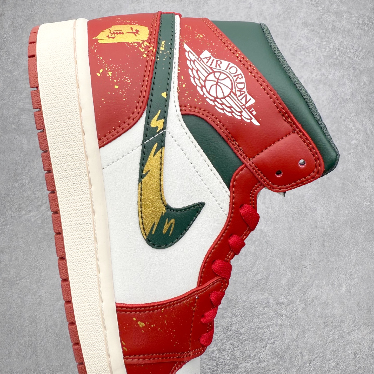 图片[6]-＃K版 Air Jordan AJ1 Mid 中帮 黑橙扣碎 DQ8426-105 原厂内置全掌气垫 A模大底 头层小牛皮 鞋舌AJ原厂专用牛津布+AJ专用反口珍珠布+原厂无杂质高弹内里海棉 特殊封边弹力鞋带 全网唯一头层牛皮 原鞋开模 拒绝公底 购置公司同步原材料 原汁原味 忠于原版‼️尺码：36 36.5 37.5 38 38.5 39 40 40.5 41 42 42.5 43 44 44.5 45 46 47.5-选品中心