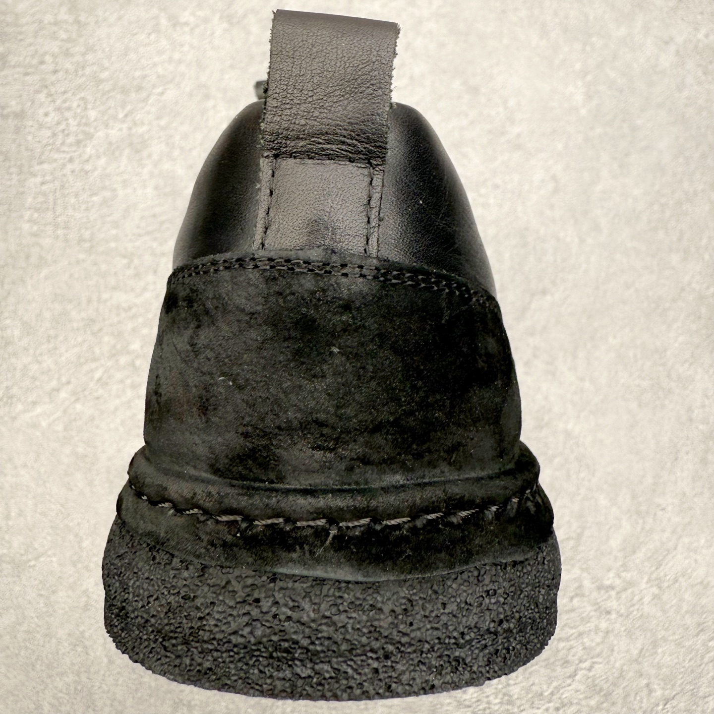 图片[8]-ECCO爱步男士休闲鞋 百搭防滑平底鞋 简约时尚街头户外鞋 摒弃传统鞋面设计，舒适牛皮鞋面 手感细腻顺滑，纹理清晰 柔软脚感随心穿脱 双重材质拼接 尽显时尚新元素 质感清晰的鞋带，搭载柔韧橡胶鞋底 脚感柔软舒适，适宜多种地形 轻松行走，触感细腻 一双时尚休闲鞋 拒绝束缚 让你成为最惊艳的那一个 尺码：38 39 40 41 42 43 44 （皮鞋码）-选品中心