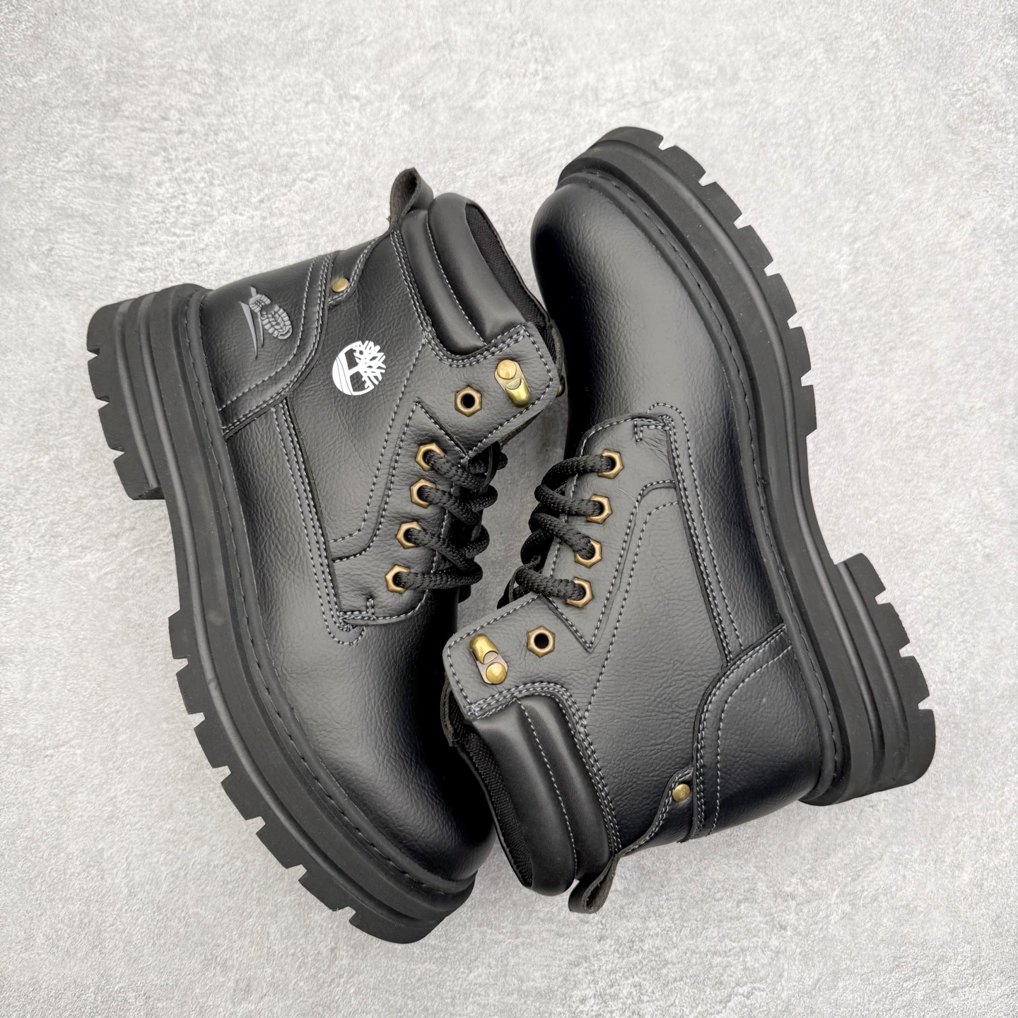 图片[3]-Timberland 添柏岚/天伯伦 25秋冬新款 经典户外休闲大黄靴 广东大厂品质 原盒原包装 面料采用意大利🇮🇹顶级磨砂细纹牛皮搭配防臭防腐真皮乳胶鞋垫给您完美的穿着体验 质量考究耐穿型男必备 专治不帅 高品质脚感一流 尺码：35 36 37 38 39 40 41 42 43 44 (标准码)-选品中心