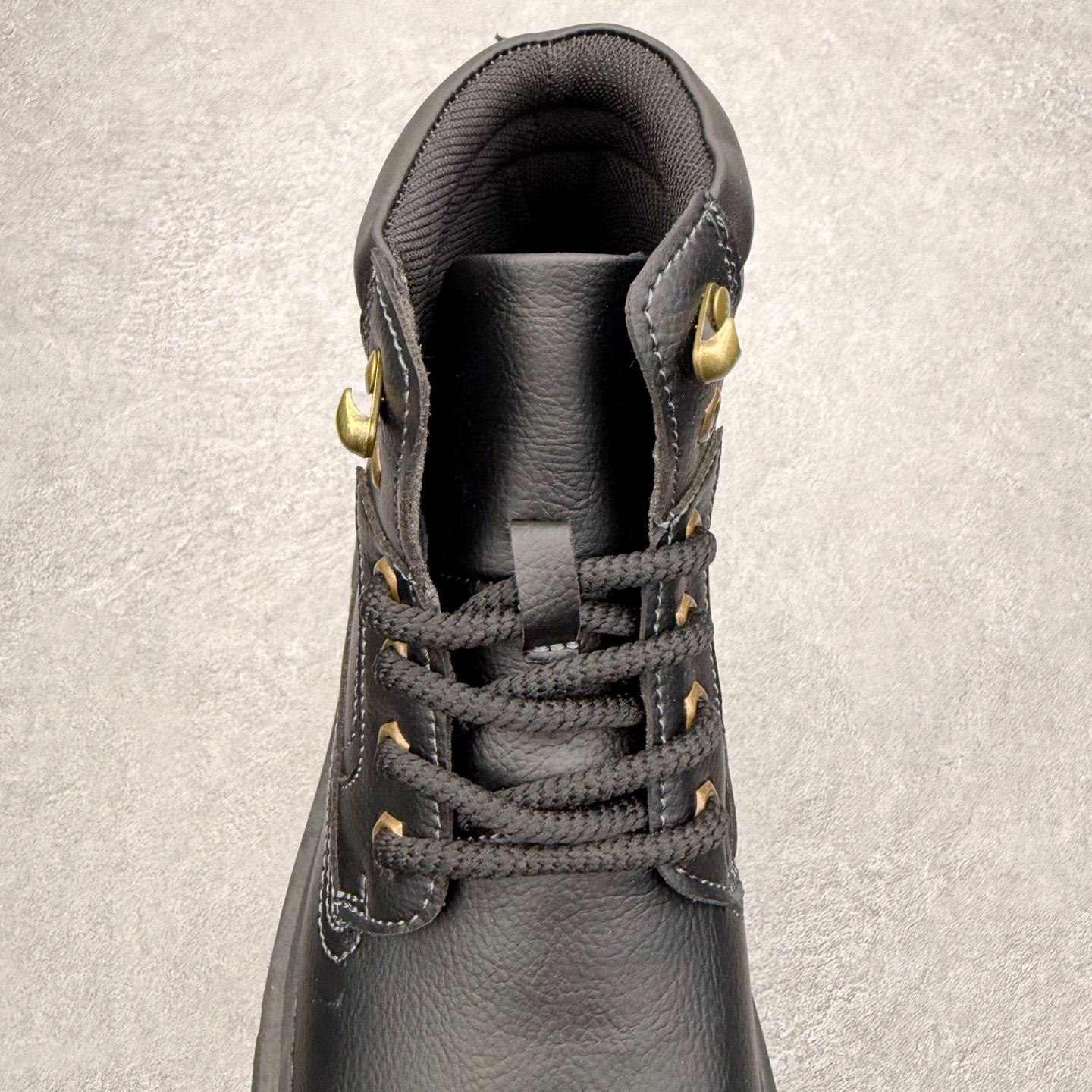 图片[5]-Timberland 添柏岚/天伯伦 25秋冬新款 经典户外休闲大黄靴 广东大厂品质 原盒原包装 面料采用意大利🇮🇹顶级磨砂细纹牛皮搭配防臭防腐真皮乳胶鞋垫给您完美的穿着体验 质量考究耐穿型男必备 专治不帅 高品质脚感一流 尺码：35 36 37 38 39 40 41 42 43 44 (标准码)-选品中心