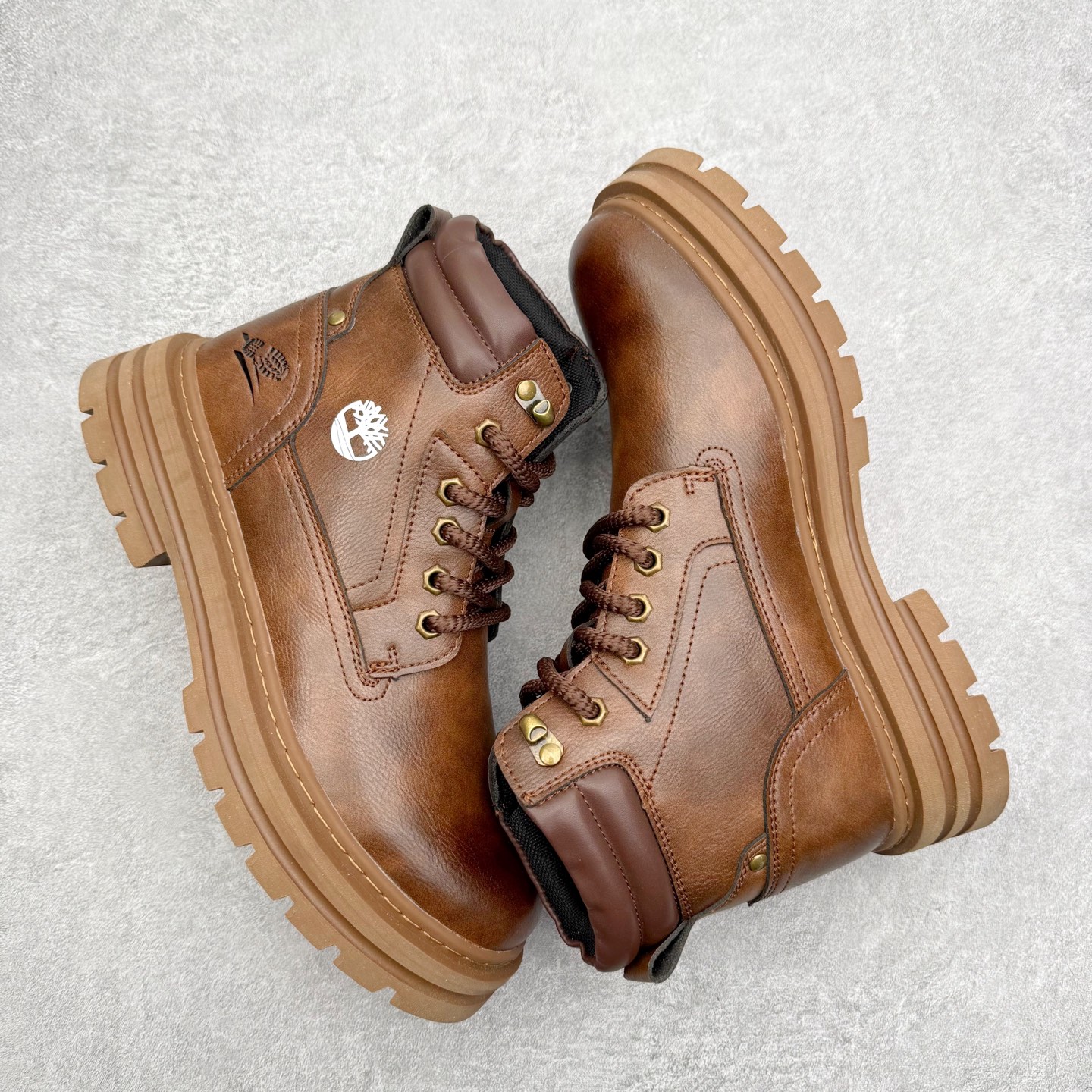 图片[3]-Timberland 添柏岚/天伯伦 25秋冬新款 经典户外休闲大黄靴 广东大厂品质 原盒原包装 面料采用意大利🇮🇹顶级磨砂细纹牛皮搭配防臭防腐真皮乳胶鞋垫给您完美的穿着体验 质量考究耐穿型男必备 专治不帅 高品质脚感一流 尺码：35 36 37 38 39 40 41 42 43 44 (标准码)-选品中心