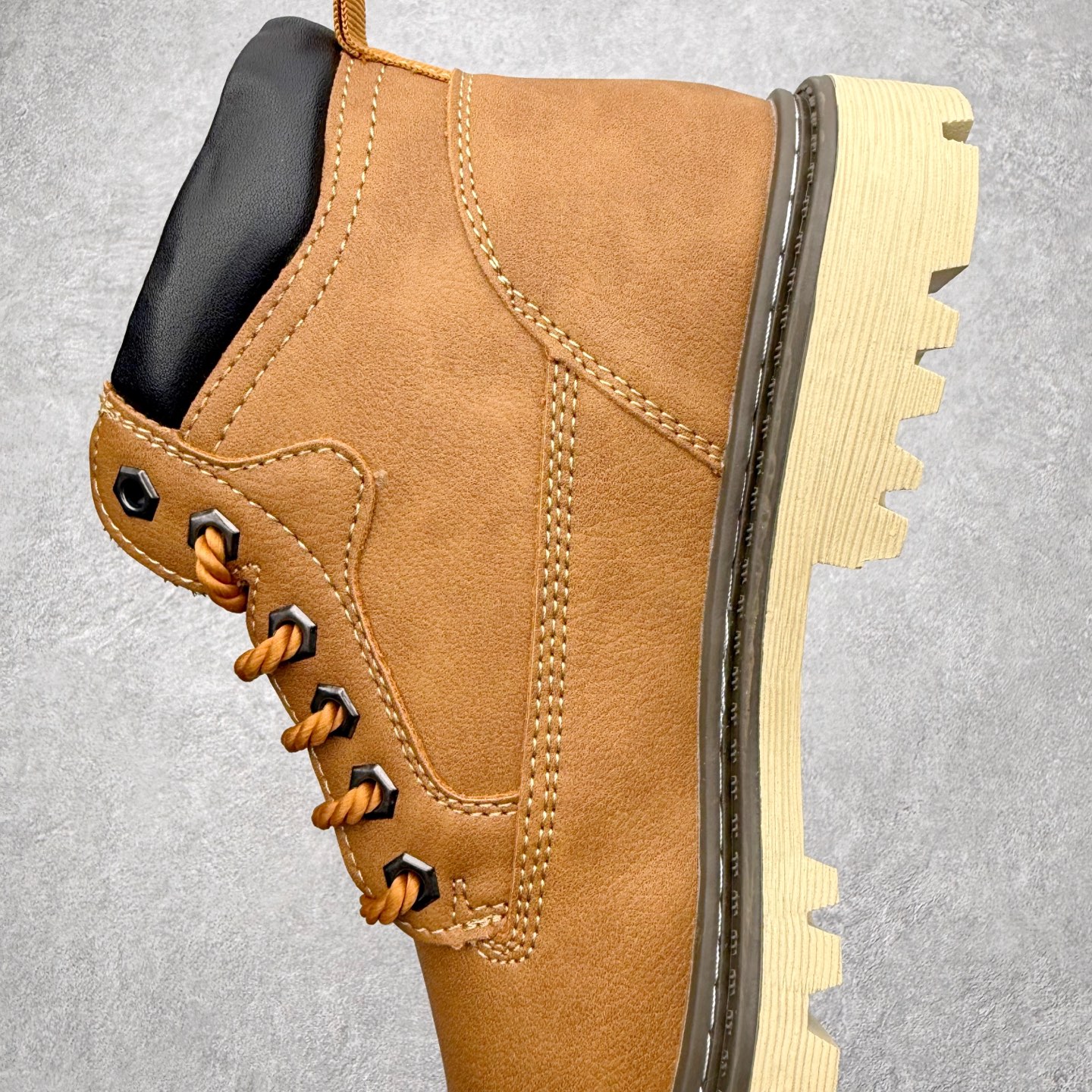 图片[7]-Timberland 添柏岚/天伯伦 25秋冬新款 经典户外休闲大黄靴 广东大厂品质 原盒原包装 面料采用意大利🇮🇹顶级磨砂细纹牛皮搭配防臭防腐真皮乳胶鞋垫给您完美的穿着体验 质量考究耐穿型男必备 专治不帅 高品质脚感一流 尺码：35 36 37 38 39 40 41 42 43 44 (标准码)-选品中心