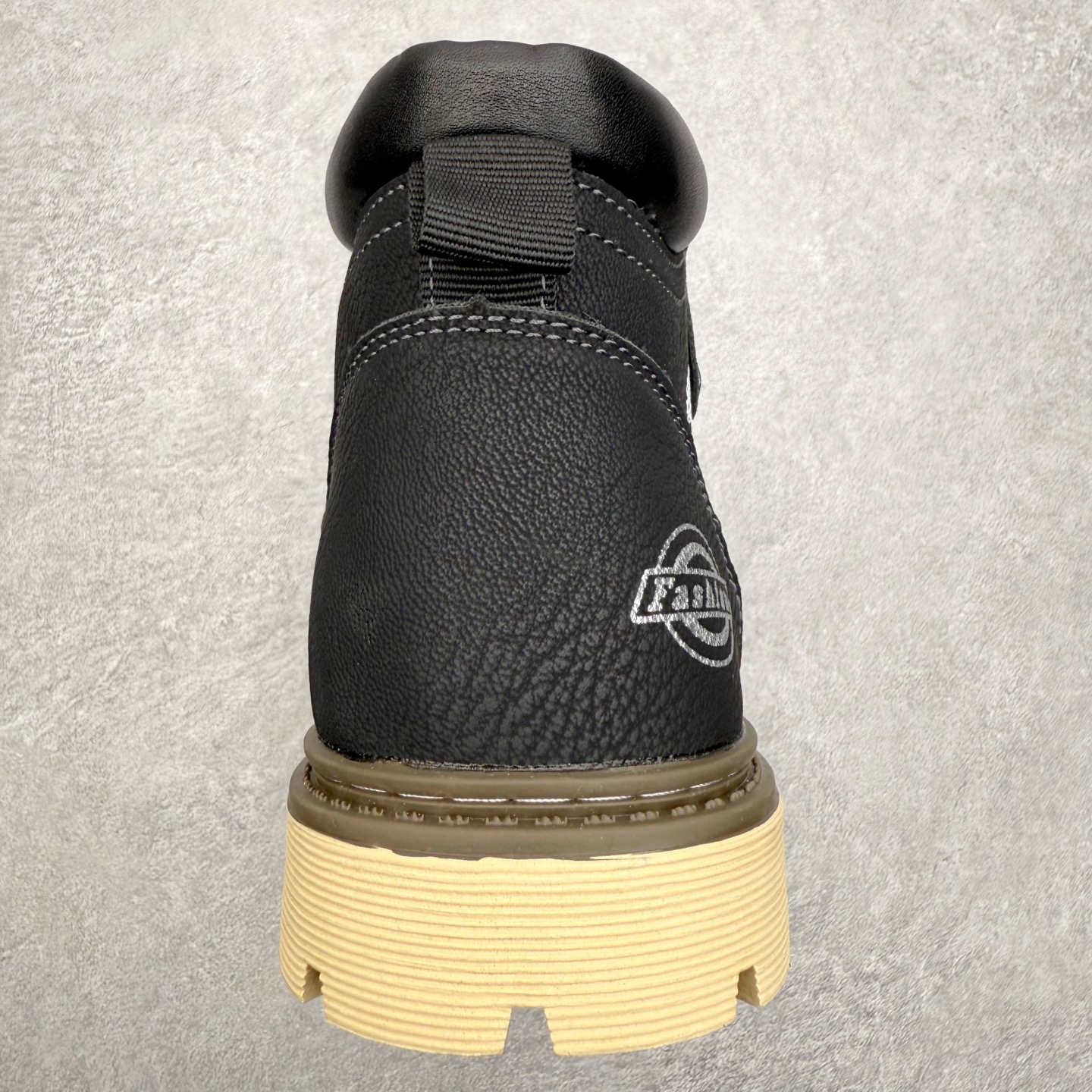 图片[8]-Timberland 添柏岚/天伯伦 25秋冬新款 经典户外休闲大黄靴 广东大厂品质 原盒原包装 面料采用意大利🇮🇹顶级磨砂细纹牛皮搭配防臭防腐真皮乳胶鞋垫给您完美的穿着体验 质量考究耐穿型男必备 专治不帅 高品质脚感一流 尺码：35 36 37 38 39 40 41 42 43 44 (标准码)-选品中心