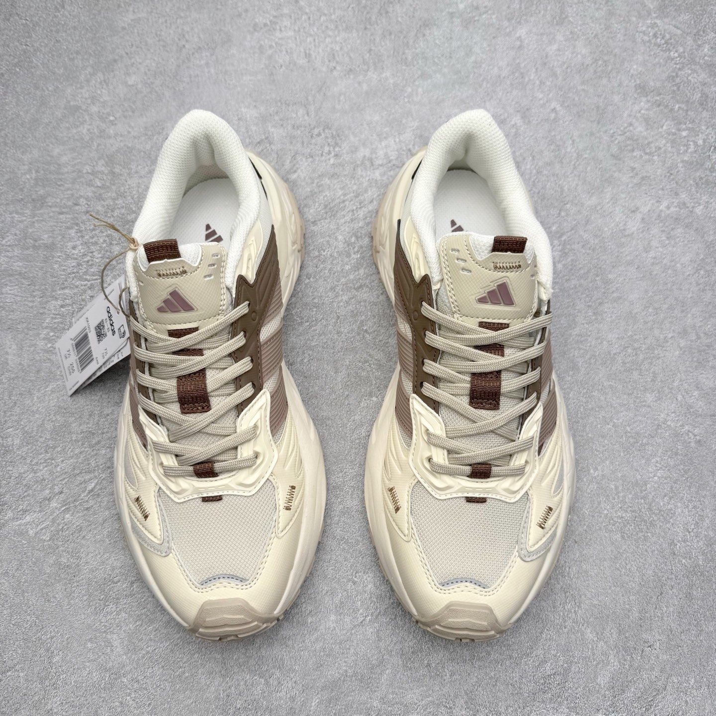 图片[2]-AD XLG STORM EDGE 经典百搭防滑老爹鞋 男女同款 实拍调校N版已经零色差零失真 百分百还原实物色彩所见即所得 不存在货不对板色差等低级问题 选购参考实物拍摄 不混卖不参货 只用心做好货严格选品 承诺混一赔十 尺码：36 36.5 37.5 38 38.5 39 40 40.5 41 42 42.5 43 44 44.5 45-选品中心