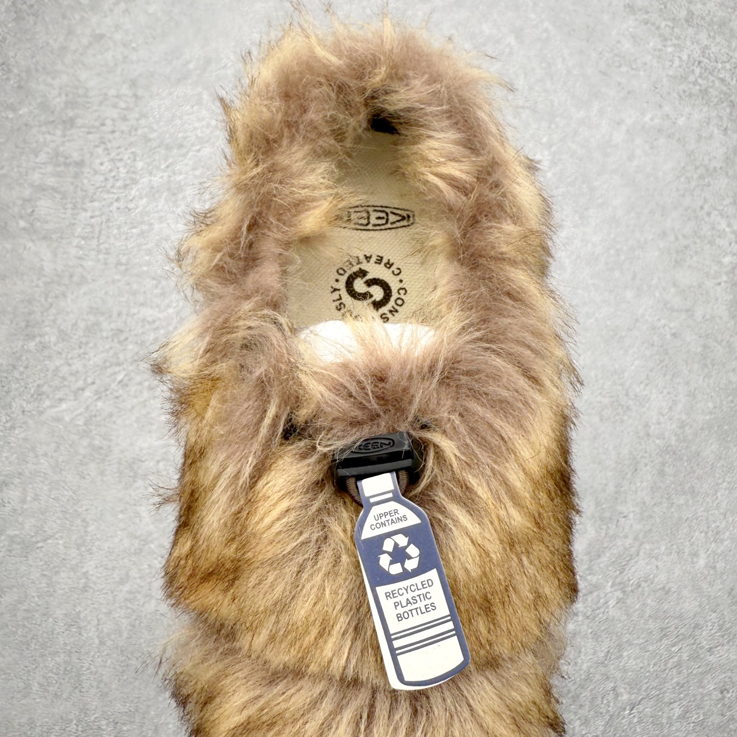 图片[5]-中山原单货 极力推荐版本 KEEN 科恩 Howser 3 Slide 爆款小羊蹄上线了 原创版型 简约外形时尚可户内户外任意穿梭 弹力鞋带锁定系统方便穿脱 橡胶大底 环保无异味 舒适的一脚蹬设计 创新家居混合款式 主货号：1026651 尺码：35 36 37 38 39 40 41-选品中心