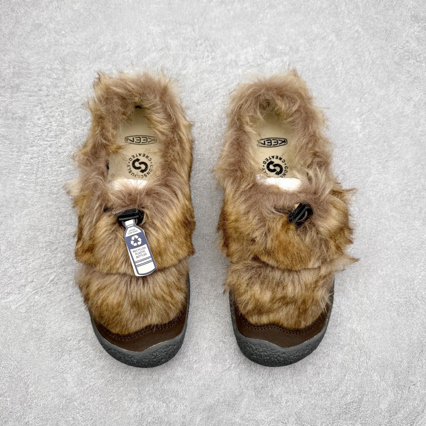 图片[2]-中山原单货 极力推荐版本 KEEN 科恩 Howser 3 Slide 爆款小羊蹄上线了 原创版型 简约外形时尚可户内户外任意穿梭 弹力鞋带锁定系统方便穿脱 橡胶大底 环保无异味 舒适的一脚蹬设计 创新家居混合款式 主货号：1026651 尺码：35 36 37 38 39 40 41-选品中心