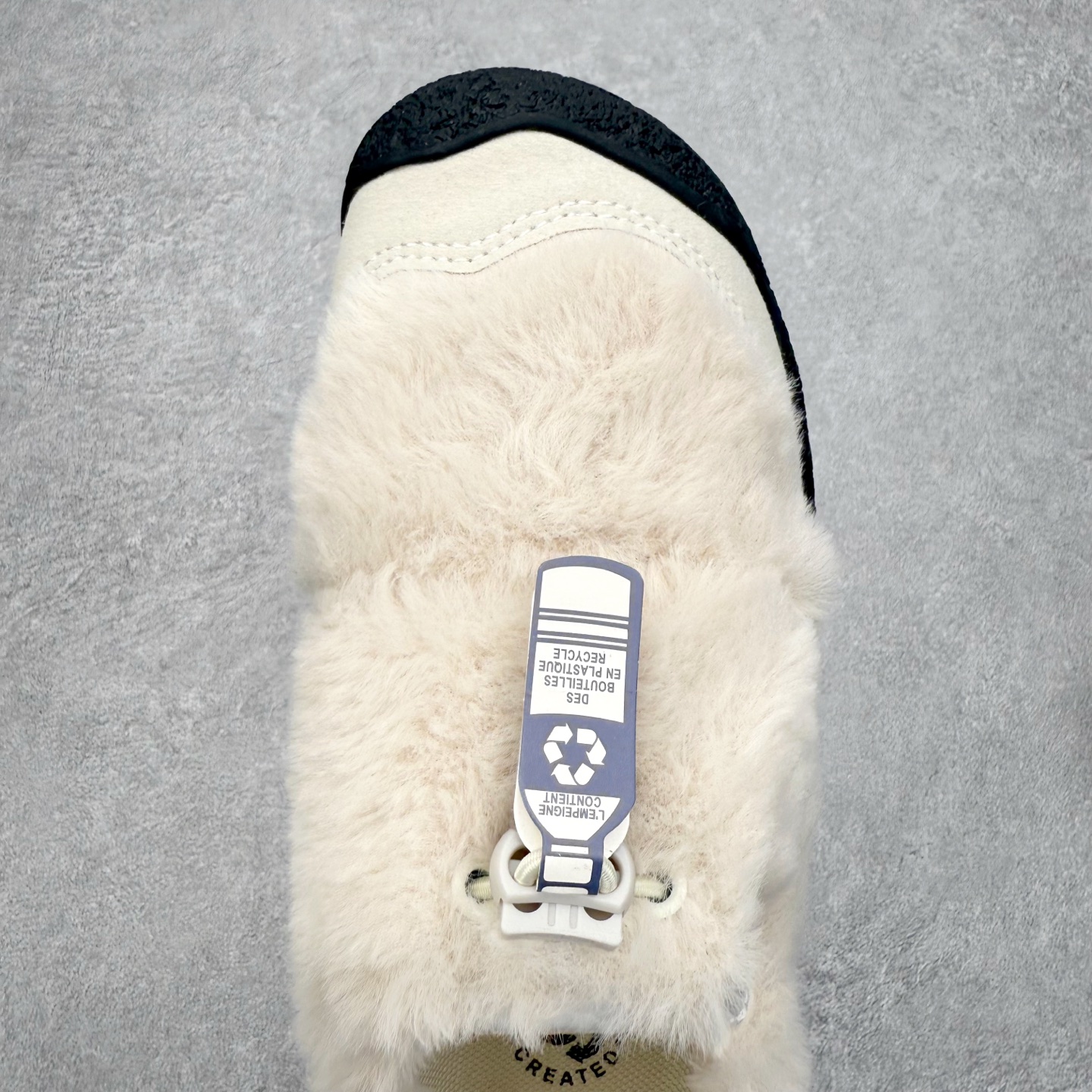 图片[4]-中山原单货 极力推荐版本 KEEN 科恩 Howser 3 Slide 爆款小羊蹄上线了 原创版型 简约外形时尚可户内户外任意穿梭 弹力鞋带锁定系统方便穿脱 橡胶大底 环保无异味 舒适的一脚蹬设计 创新家居混合款式 主货号：1026651 尺码：35 36 37 38 39 40 41-选品中心