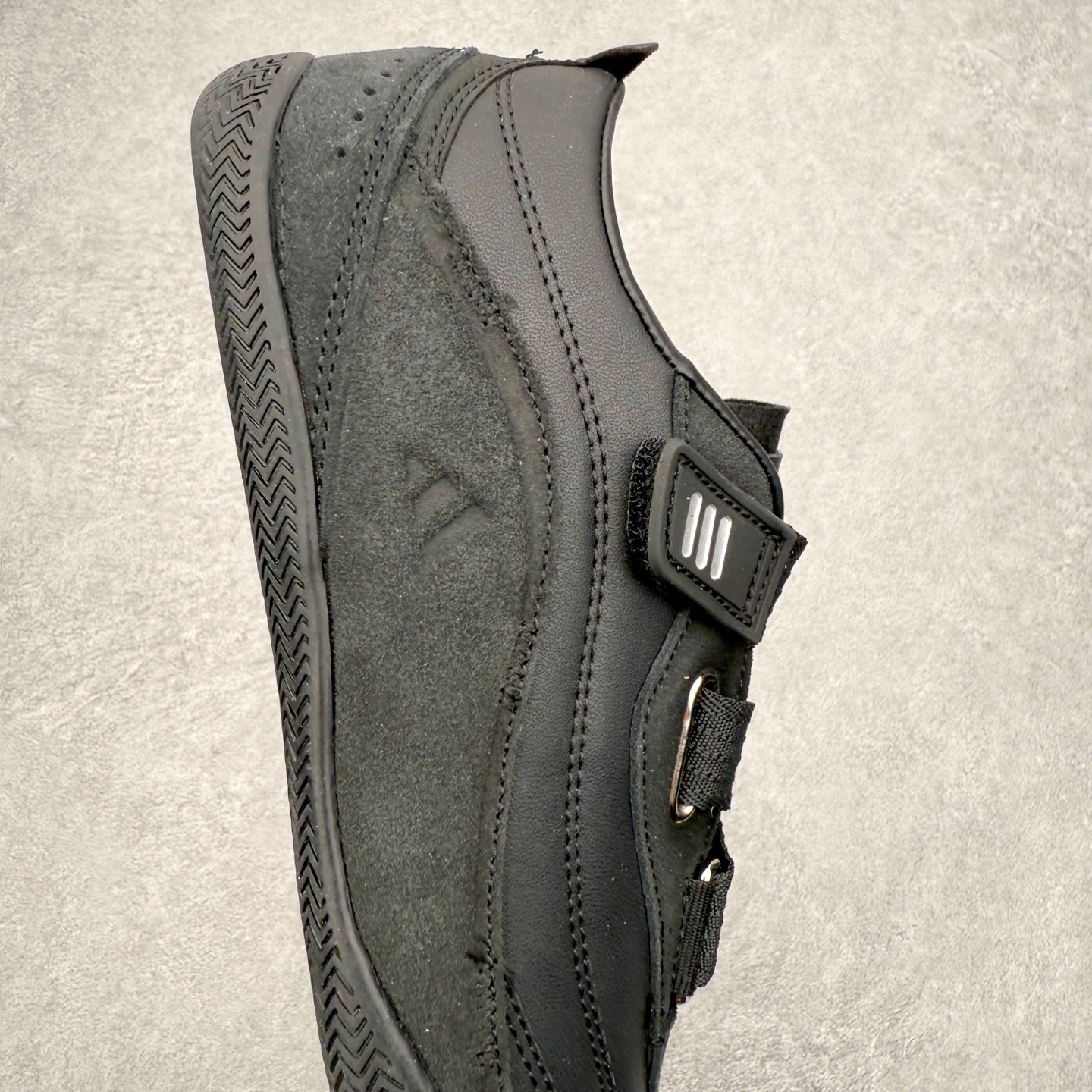 图片[6]-AD FOS URBAN REVERIE 舒适百搭 耐磨 低帮 生活休闲鞋 JQ9388 实拍调校N版已经零色差零失真 百分百还原实物色彩所见即所得 不存在货不对板色差等低级问题 选购参考实物拍摄 不混卖不参货 只用心做好货严格选品 承诺混一赔十 尺码：36 36.5 37.5 38 38.5 39 40 40.5 41 42 42.5 43 44 44.5 45-选品中心