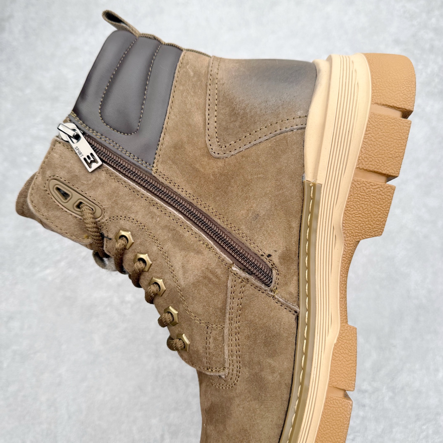 图片[7]-Timberland添柏岚/天伯伦户外中帮休闲大黄靴系列 广东大厂品质 原盒原包装 面料采用意大利🇮🇹顶级磨砂细纹牛皮 搭配防臭防腐真皮乳胶鞋垫 给您完美的穿着体验 质量考究耐穿 型男必备 专治不帅 高品质脚感一流 尺码：38 39 40 41 42 43 44（皮鞋码）-选品中心