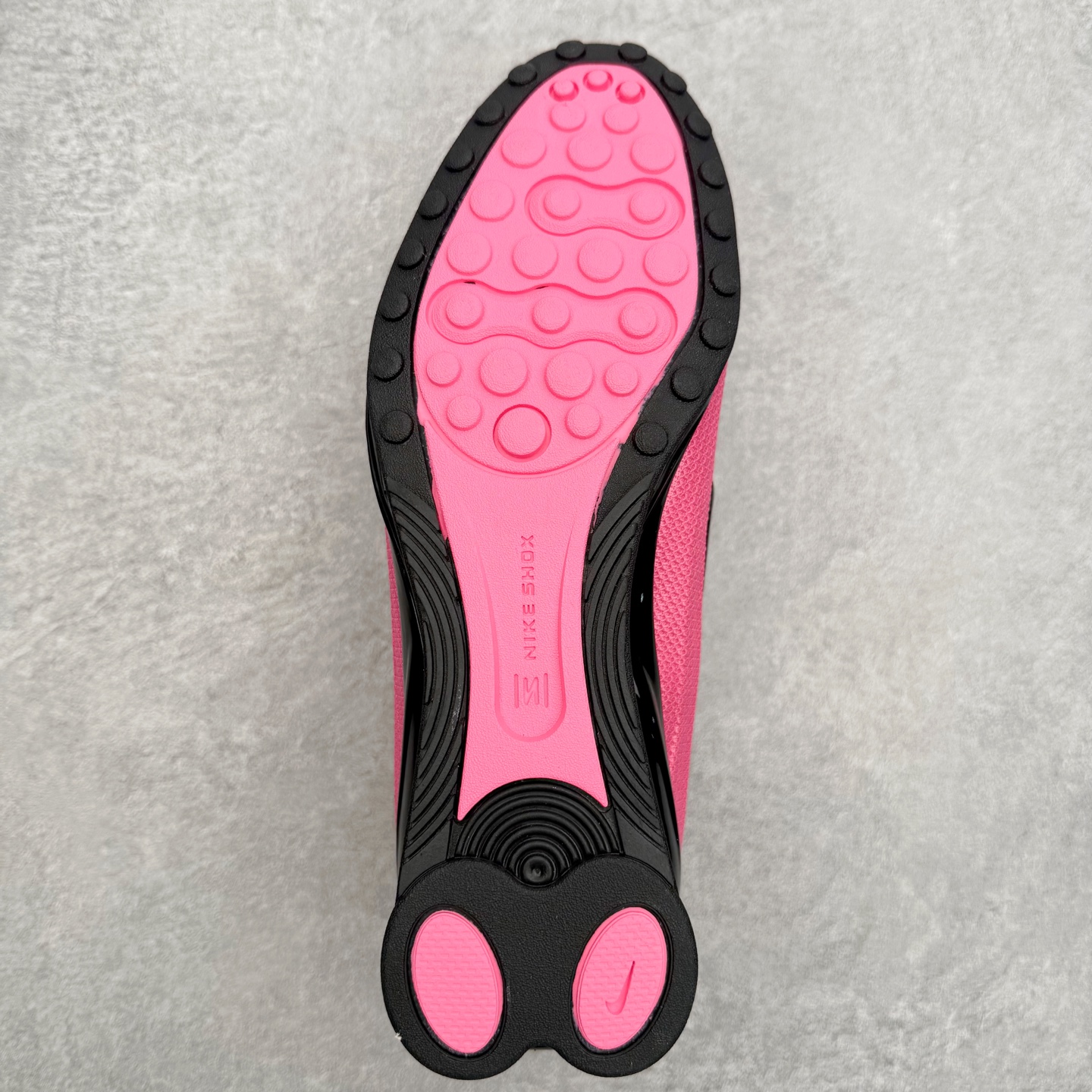 图片[9]-NK Total 90 Shox Secutor Magia 百搭舒适 耐磨 足球鞋 实拍调校N版已经零色差零失真 百分百还原实物色彩所见即所得 不存在货不对板色差等低级问题 选购参考实物拍摄 不混卖不参货 只用心做好货严格选品 承诺混一赔十 尺码：36 36.5 37.5 38 38.5 39 40 40.5 41 42 42.5 43 44 44.5 45-选品中心