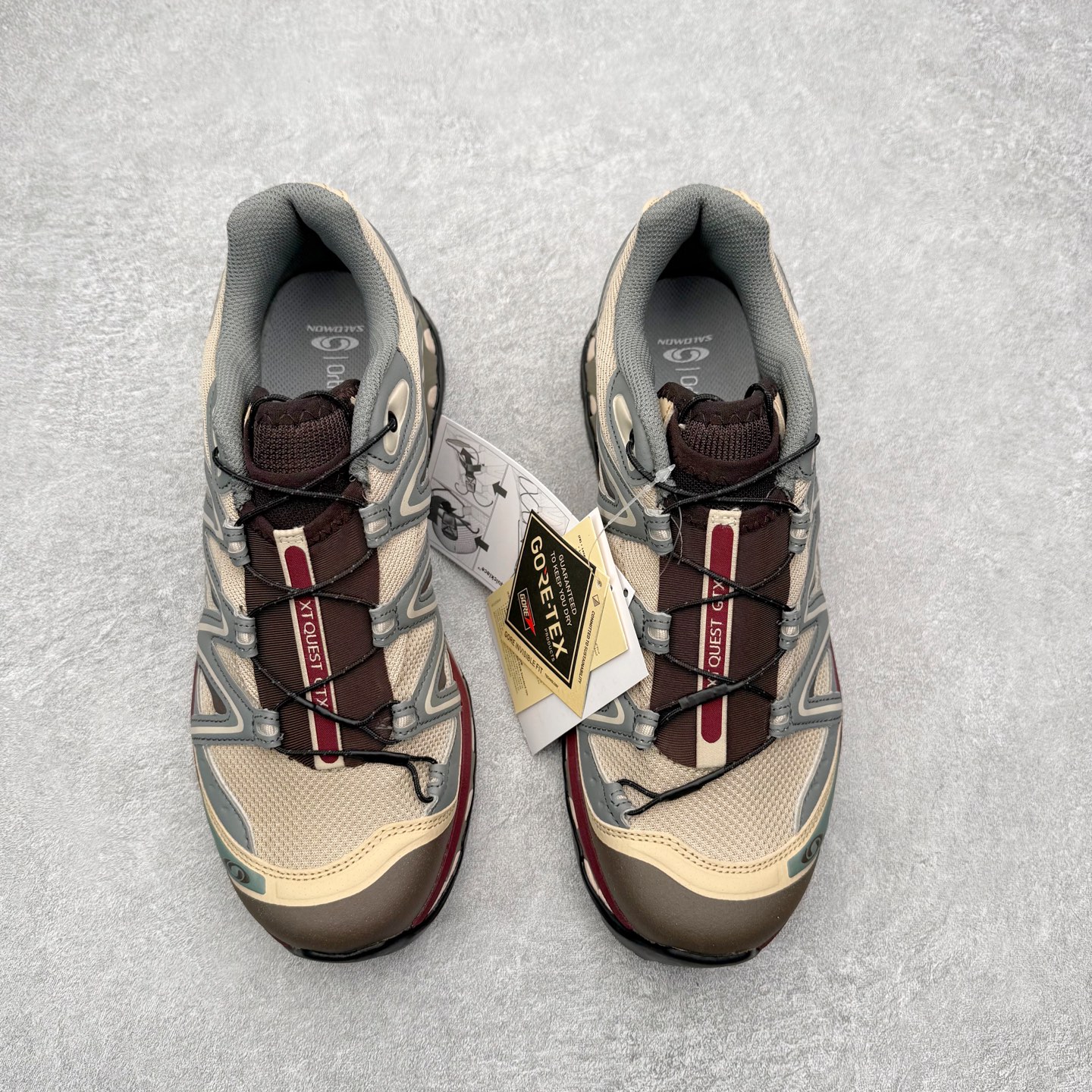 图片[2]-＃PK4.0 Salomon XT-QUEST ADV 萨洛蒙潮流越野机能户外功能鞋 基于市场现有版本全新升级调整改良 现阶段市场最强产物 全新主色陆续出货 大底描漆工整零瑕疵 鞋头定型弧度完美 纯原外贸平台特供订单 耗时半年巨作 全套原纸板楦头开发 原厂特供网布配套加持 确保原汁原味 完美呈现版型 原档数据独家私模五层组合大底 男女鞋同步官方开发至46.5 原装Ortholite轻量化鞋垫 中底布带钢印编号 原厂TPU锁扣 进口港宝加持 后跟自然饱满 还原公司包裹性 基于 SALOMON 初代 XT 鞋身造型并搭载 4D ADVANCED CHASSIS™ 大底打造而成 为这款 XT-QUEST 带来了多项足部控制与保护等功能性 如在运动过程中控制左右晃动的过程而提高稳定性、改善长途越野过程中足中到足尖的过渡、提高感知岩石的精确度以抵抗尖锐物体对脚底的伤害以及采用动态缓冲来增强穿着舒适感 从而减轻疲劳感 使XT-QUEST 成为一双舒适且安全的户外之履 尺码：36 36.5 37.5 38 38.5 39 40 40.5 41 42 42.5 43 44 44.5 45-选品中心