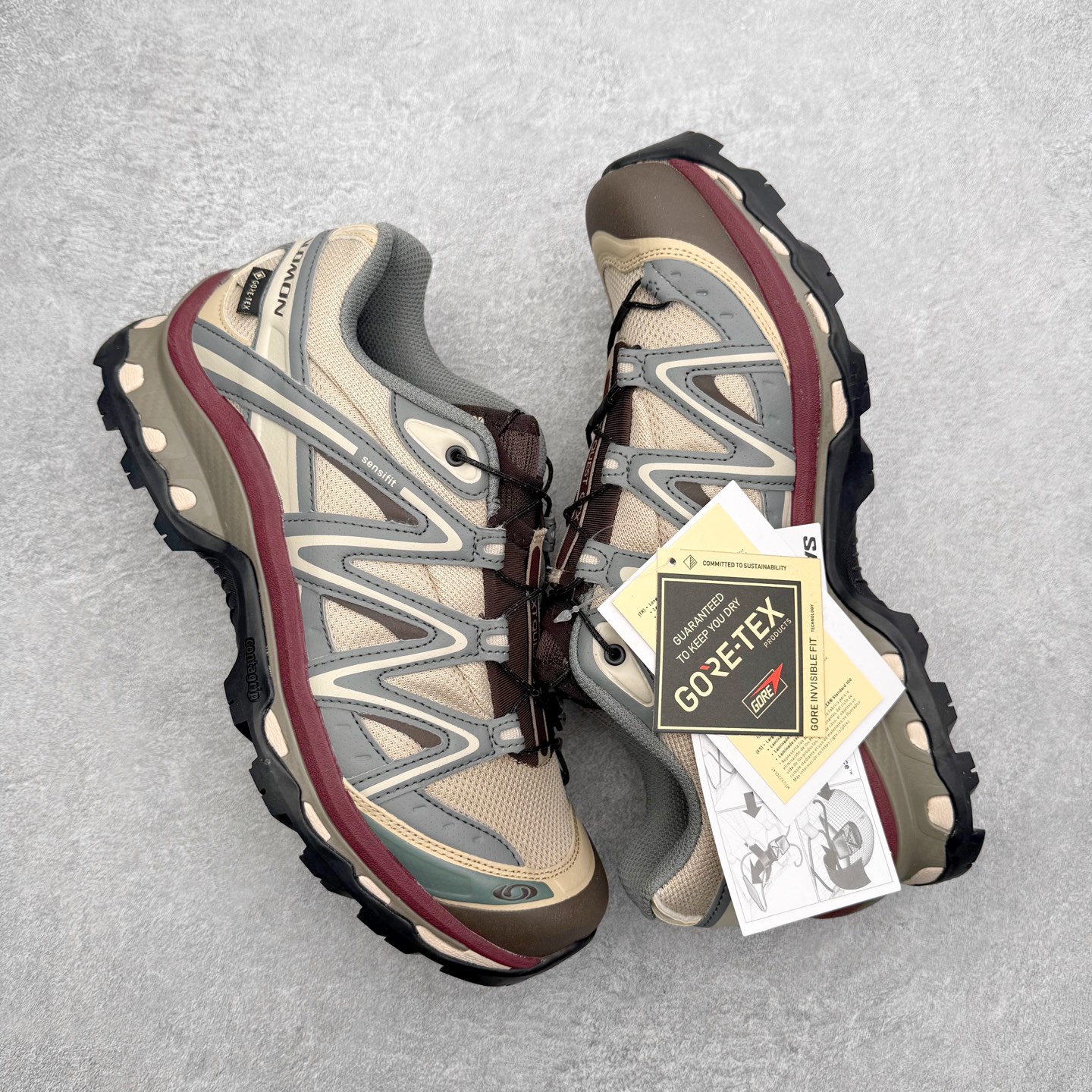 图片[3]-＃PK4.0 Salomon XT-QUEST ADV 萨洛蒙潮流越野机能户外功能鞋 基于市场现有版本全新升级调整改良 现阶段市场最强产物 全新主色陆续出货 大底描漆工整零瑕疵 鞋头定型弧度完美 纯原外贸平台特供订单 耗时半年巨作 全套原纸板楦头开发 原厂特供网布配套加持 确保原汁原味 完美呈现版型 原档数据独家私模五层组合大底 男女鞋同步官方开发至46.5 原装Ortholite轻量化鞋垫 中底布带钢印编号 原厂TPU锁扣 进口港宝加持 后跟自然饱满 还原公司包裹性 基于 SALOMON 初代 XT 鞋身造型并搭载 4D ADVANCED CHASSIS™ 大底打造而成 为这款 XT-QUEST 带来了多项足部控制与保护等功能性 如在运动过程中控制左右晃动的过程而提高稳定性、改善长途越野过程中足中到足尖的过渡、提高感知岩石的精确度以抵抗尖锐物体对脚底的伤害以及采用动态缓冲来增强穿着舒适感 从而减轻疲劳感 使XT-QUEST 成为一双舒适且安全的户外之履 尺码：36 36.5 37.5 38 38.5 39 40 40.5 41 42 42.5 43 44 44.5 45-选品中心
