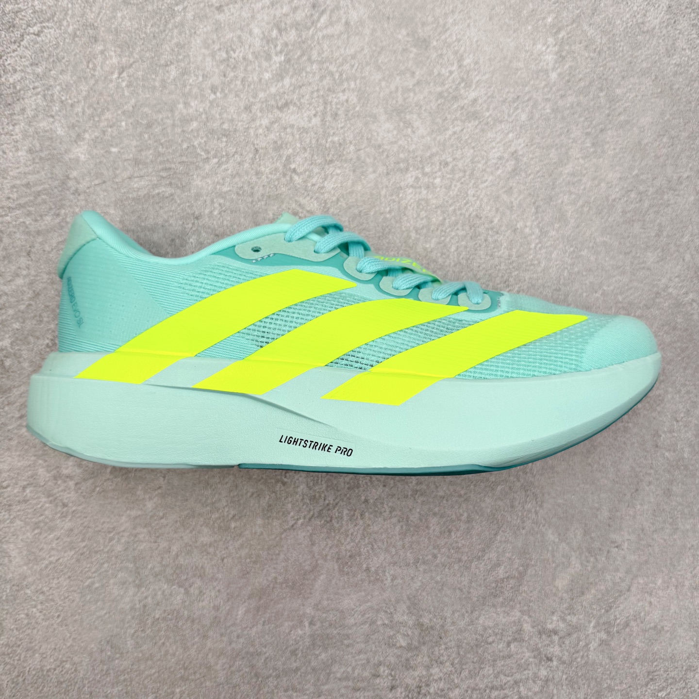 图片[16]-＃福利特价 AD Adizero EVO SL 马拉松竞速专业跑鞋 CELERMESH针织网面非常轻薄 纤维间的缝隙很大 可以保证跑步时的透气、排汗效果 鞋舌直接与两侧的内衬和鞋底连接在一起 在跑步过程中不会被鞋舌的左右移动所困扰 在标准鞋带孔的基础上再拓宽一组鞋带孔 适合不同脚型的需求 突破性 EnergyRods 技术，有助于跑者实现更好的成绩 中底独特的LIGHTSTRIKE PRO泡棉材质 微弹感觉在跑步过程中给予了良好的支撑体验 对于顶级精英和高水平进阶跑者来说 ADIOS PRO是一双值得信赖的竞速比赛用鞋 尺码：36 36.5 37.5 38 38.5 39 40 40.5 41 42 42.5 43 44 44.5 45-选品中心