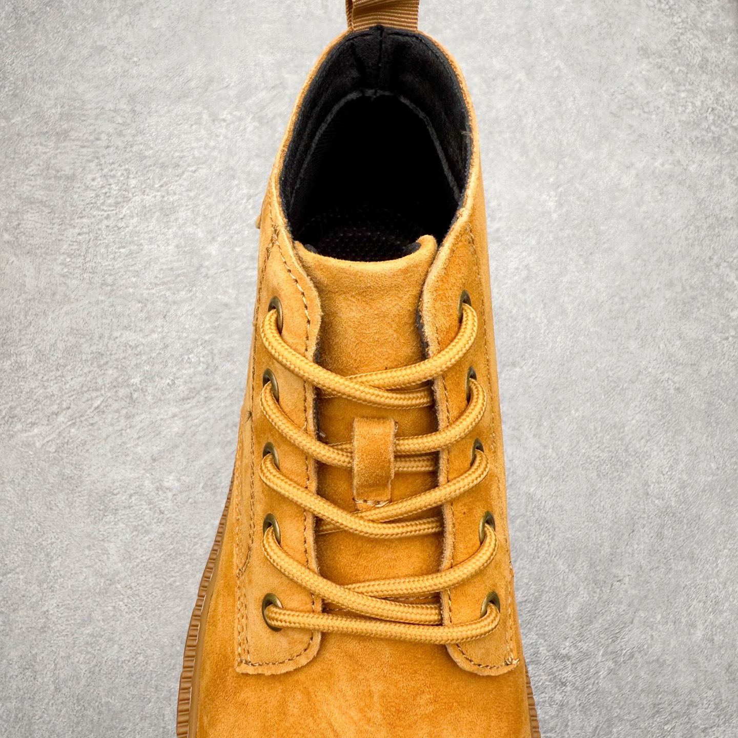 图片[5]-Timberland 添柏岚/天伯伦 25秋冬新款 经典户外休闲大黄靴 广东大厂品质 原盒原包装 面料采用意大利🇮🇹顶级磨砂细纹牛皮搭配防臭防腐真皮乳胶鞋垫给您完美的穿着体验 质量考究耐穿型男必备 专治不帅 高品质脚感一流 尺码：35 36 37 38 39 40 41 42 43 44 (标准码)-选品中心