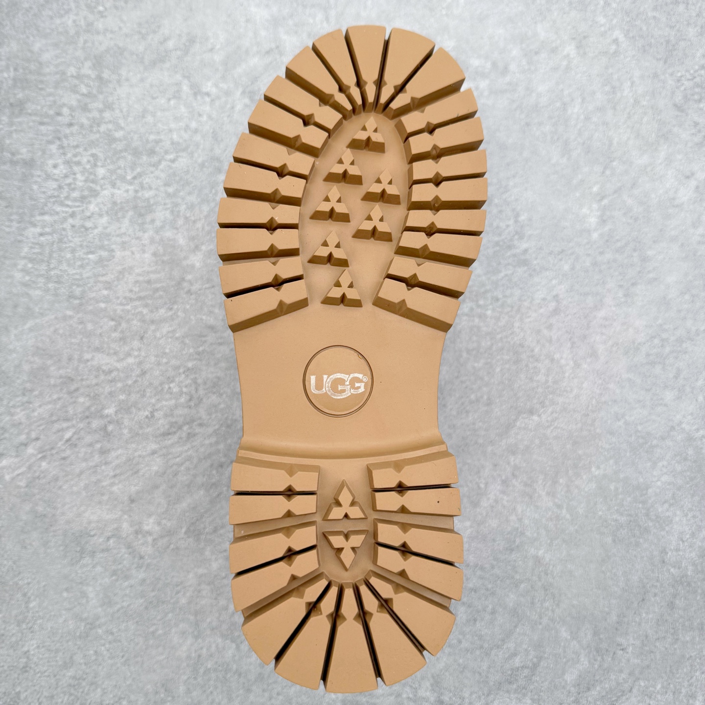 图片[9]-UGG Tasman Weather Hybrid 塔斯曼混合系列户外中帮休闲马丁靴雪地靴UGG秋冬新品 秋冬必备（内里加绒保暖🔥）时尚休闲马丁靴雪地靴系列 代购专供品质 面料采用进口头层牛皮材质 鞋内里采用🔥毛茸一体内里保暖锁热。外置防滑橡胶大底 系带设计 穿脱十分方便 采用TPU模压定型真皮鞋面材质#科技外底防滑,耐磨性和良好的弹性！尺码：39-44-选品中心