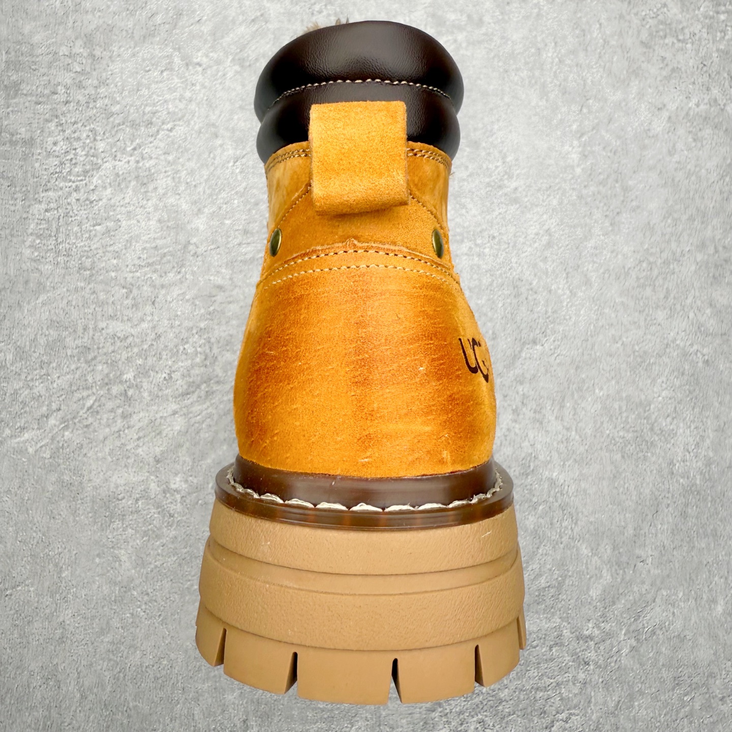 图片[8]-UGG Tasman Weather Hybrid 塔斯曼混合系列户外中帮休闲马丁靴雪地靴UGG秋冬新品 秋冬必备（内里加绒保暖🔥）时尚休闲马丁靴雪地靴系列 代购专供品质 面料采用进口头层牛皮材质 鞋内里采用🔥毛茸一体内里保暖锁热。外置防滑橡胶大底 系带设计 穿脱十分方便 采用TPU模压定型真皮鞋面材质#科技外底防滑,耐磨性和良好的弹性！尺码：39-44-选品中心