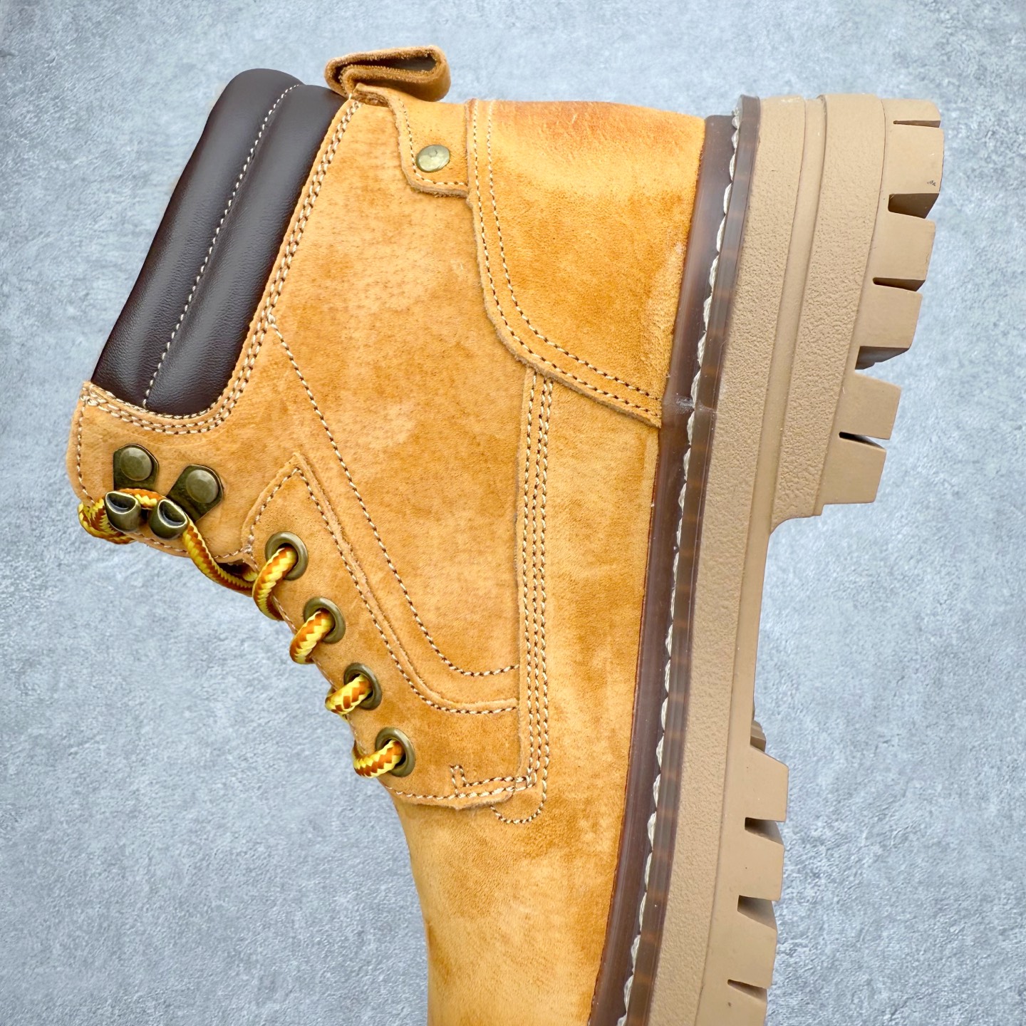 图片[7]-UGG Tasman Weather Hybrid 塔斯曼混合系列户外中帮休闲马丁靴雪地靴UGG秋冬新品 秋冬必备（内里加绒保暖🔥）时尚休闲马丁靴雪地靴系列 代购专供品质 面料采用进口头层牛皮材质 鞋内里采用🔥毛茸一体内里保暖锁热。外置防滑橡胶大底 系带设计 穿脱十分方便 采用TPU模压定型真皮鞋面材质#科技外底防滑,耐磨性和良好的弹性！尺码：39-44-选品中心