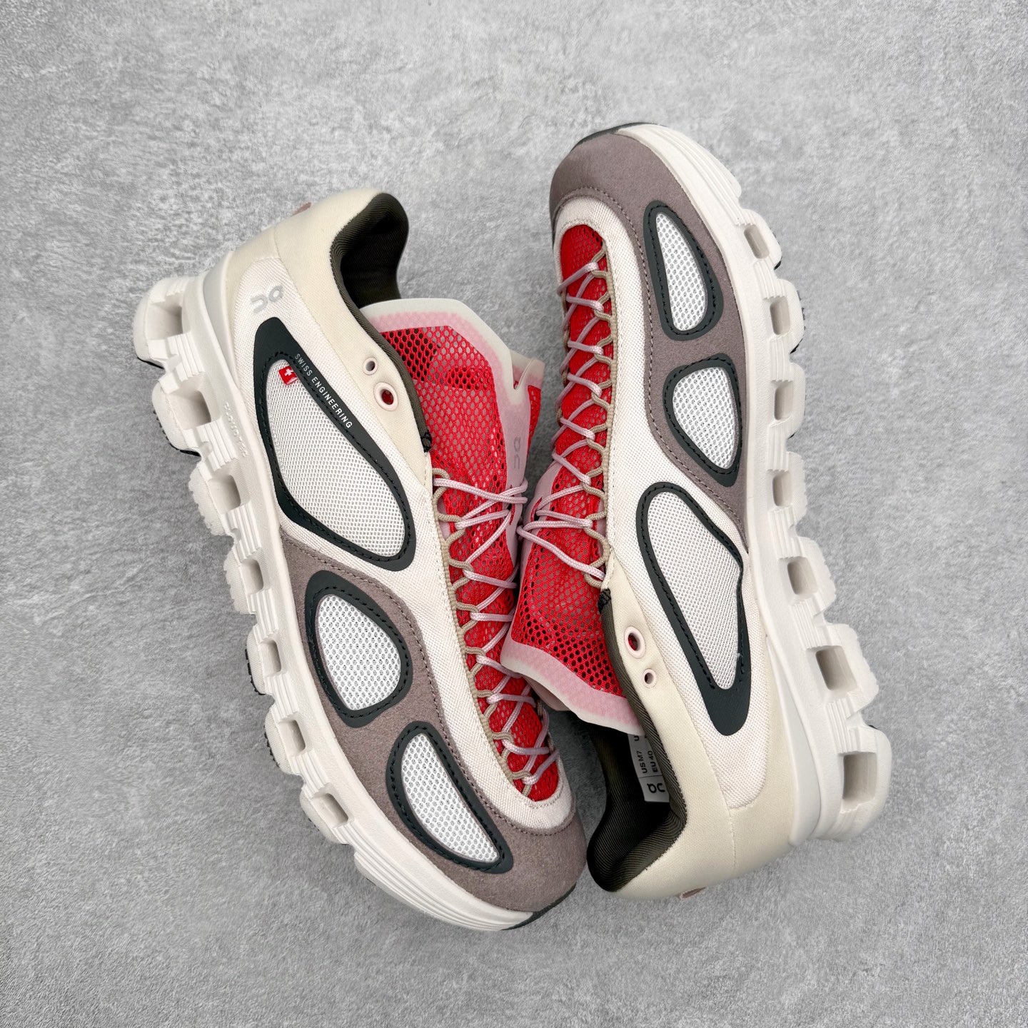 图片[3]-FKA Twigs x On昂跑 Cloud X 联名款舒适轻盈耐磨 低帮跑步鞋 此运动品牌 开创于2010年 缓震着陆、强效回弹、轻柔质感的设计构思始终是ON研制关键 与此同时基于“为全球提供革新性的跑步感受”信念 陆续推出了多款跑鞋及其以专业运动人体跑步工程学为设计关键的功能性跑步服饰设备 让跑者不费力气地畅快畅跑 尺码：36 36.5 37.5 38 38.5 39 40 40.5 41 42 42.5 43 44 44.5 45-选品中心