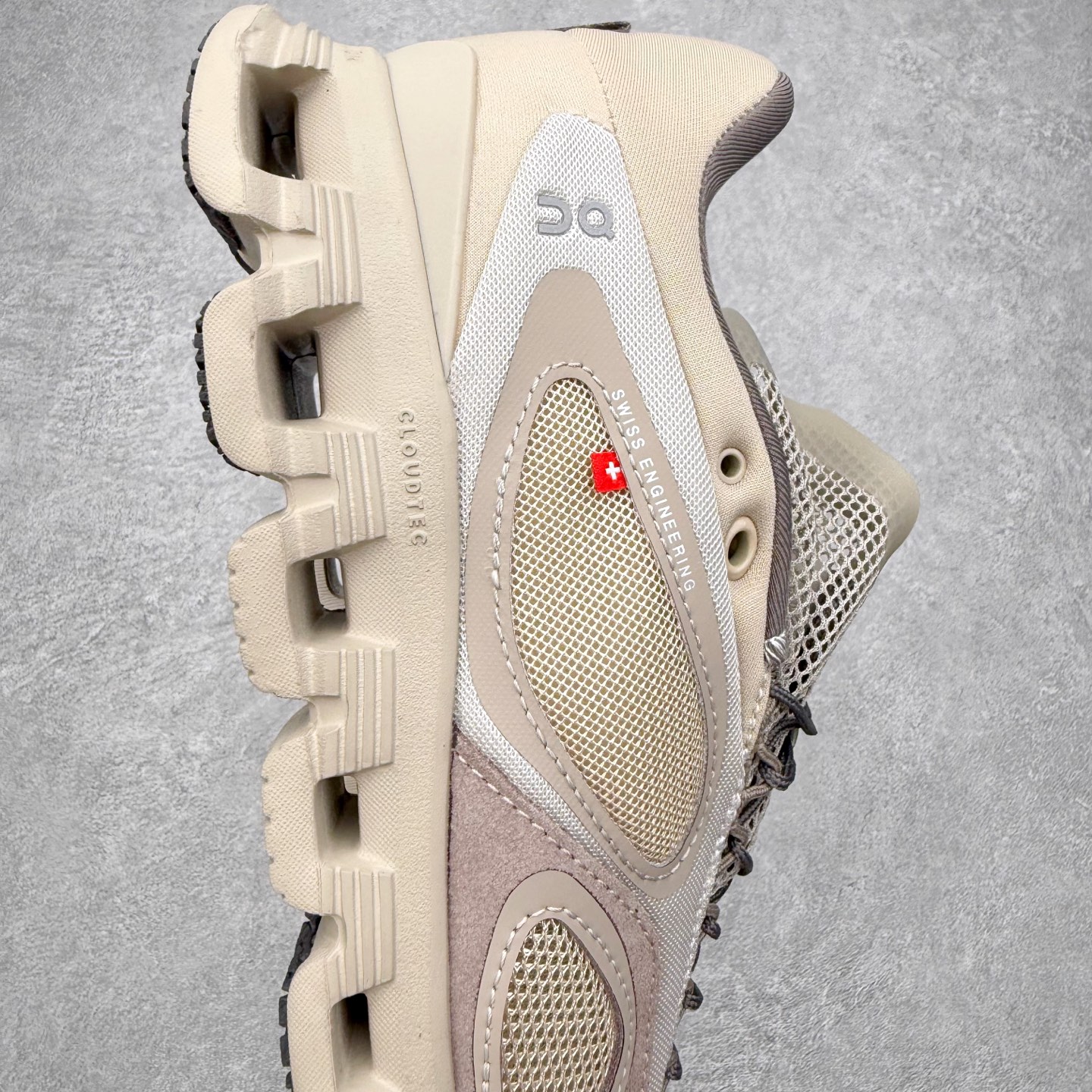 图片[6]-FKA Twigs x On昂跑 Cloud X 联名款舒适轻盈耐磨 低帮跑步鞋 此运动品牌 开创于2010年 缓震着陆、强效回弹、轻柔质感的设计构思始终是ON研制关键 与此同时基于“为全球提供革新性的跑步感受”信念 陆续推出了多款跑鞋及其以专业运动人体跑步工程学为设计关键的功能性跑步服饰设备 让跑者不费力气地畅快畅跑 尺码：36 36.5 37.5 38 38.5 39 40 40.5 41 42 42.5 43 44 44.5 45-选品中心