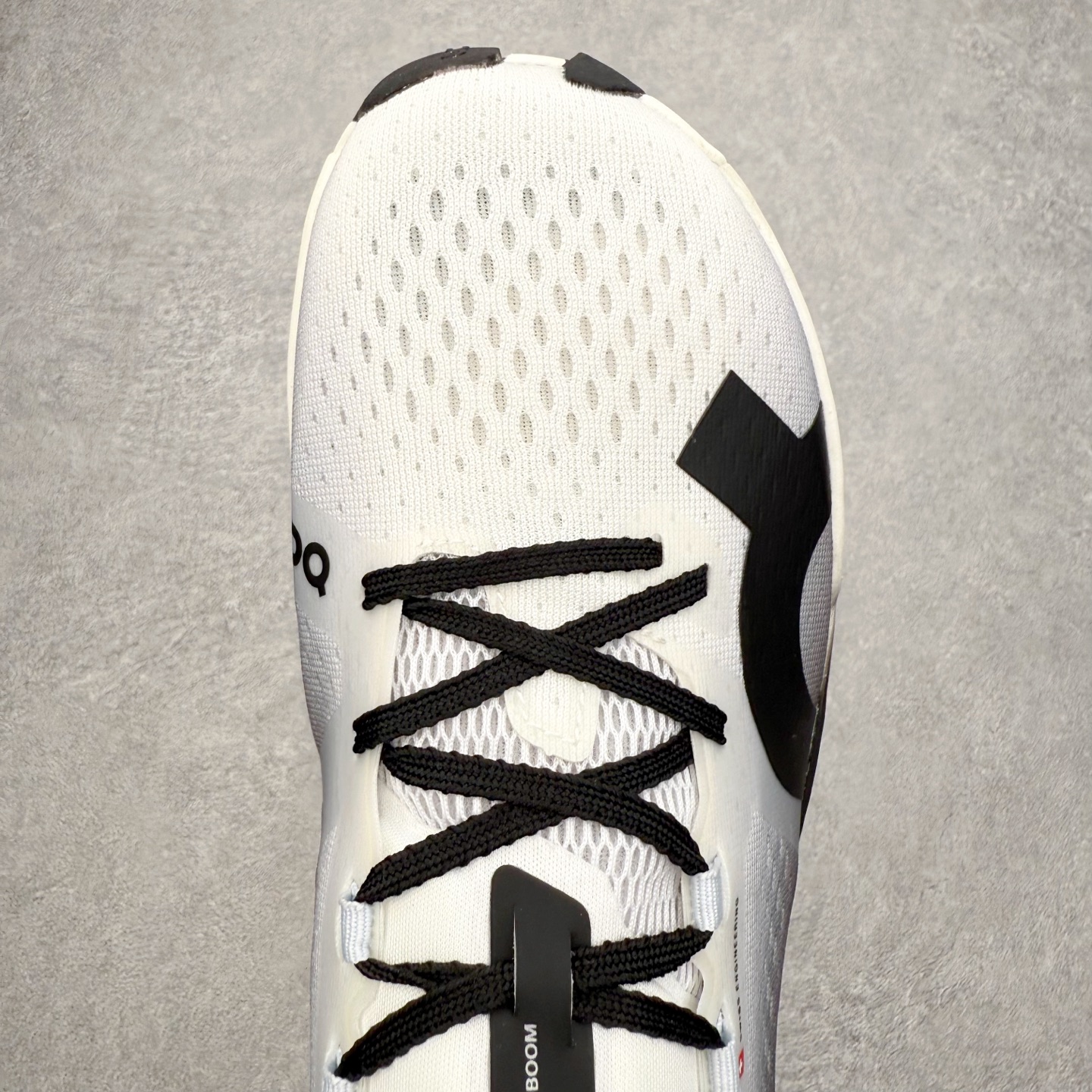 图片[4]-锐步Reebok Premier Road Ultra LTD 总理路跑系列低帮复古百搭休闲运动慢跑鞋 从健身到街头，从不循规蹈矩的国际运动品牌Reebok锐步，以“Life Is Not a Spectator Sport”的宣言，不断将先锋ICON带给年轻一代—继承先锋的健身DNA与深厚的街头文化沉淀，锐步鼓励所有人突破自我极限，拥抱未知、健身和例外的生活方式，以坚定的自我态度拥抱属于自己的未来。尺码：36 36.5 37.5 38 38.5 39 40 40.5 41 42 42.5 43 44 44.5 45-选品中心