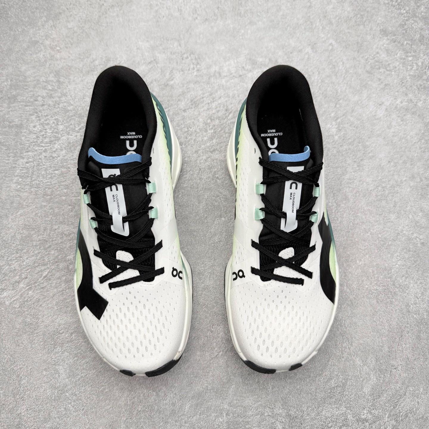 图片[2]-锐步Reebok Premier Road Ultra LTD 总理路跑系列低帮复古百搭休闲运动慢跑鞋 从健身到街头，从不循规蹈矩的国际运动品牌Reebok锐步，以“Life Is Not a Spectator Sport”的宣言，不断将先锋ICON带给年轻一代—继承先锋的健身DNA与深厚的街头文化沉淀，锐步鼓励所有人突破自我极限，拥抱未知、健身和例外的生活方式，以坚定的自我态度拥抱属于自己的未来。尺码：36 36.5 37.5 38 38.5 39 40 40.5 41 42 42.5 43 44 44.5 45-选品中心