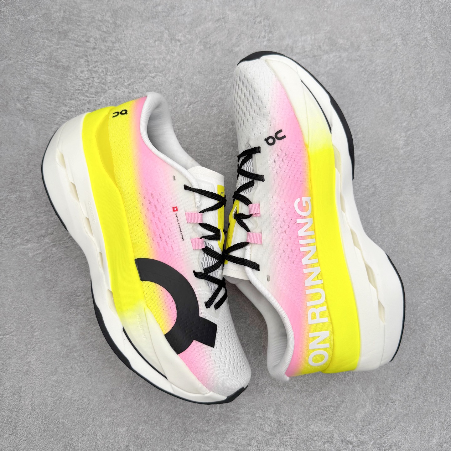 图片[3]-锐步Reebok Premier Road Ultra LTD 总理路跑系列低帮复古百搭休闲运动慢跑鞋 从健身到街头，从不循规蹈矩的国际运动品牌Reebok锐步，以“Life Is Not a Spectator Sport”的宣言，不断将先锋ICON带给年轻一代—继承先锋的健身DNA与深厚的街头文化沉淀，锐步鼓励所有人突破自我极限，拥抱未知、健身和例外的生活方式，以坚定的自我态度拥抱属于自己的未来。尺码：36 36.5 37.5 38 38.5 39 40 40.5 41 42 42.5 43 44 44.5 45-选品中心