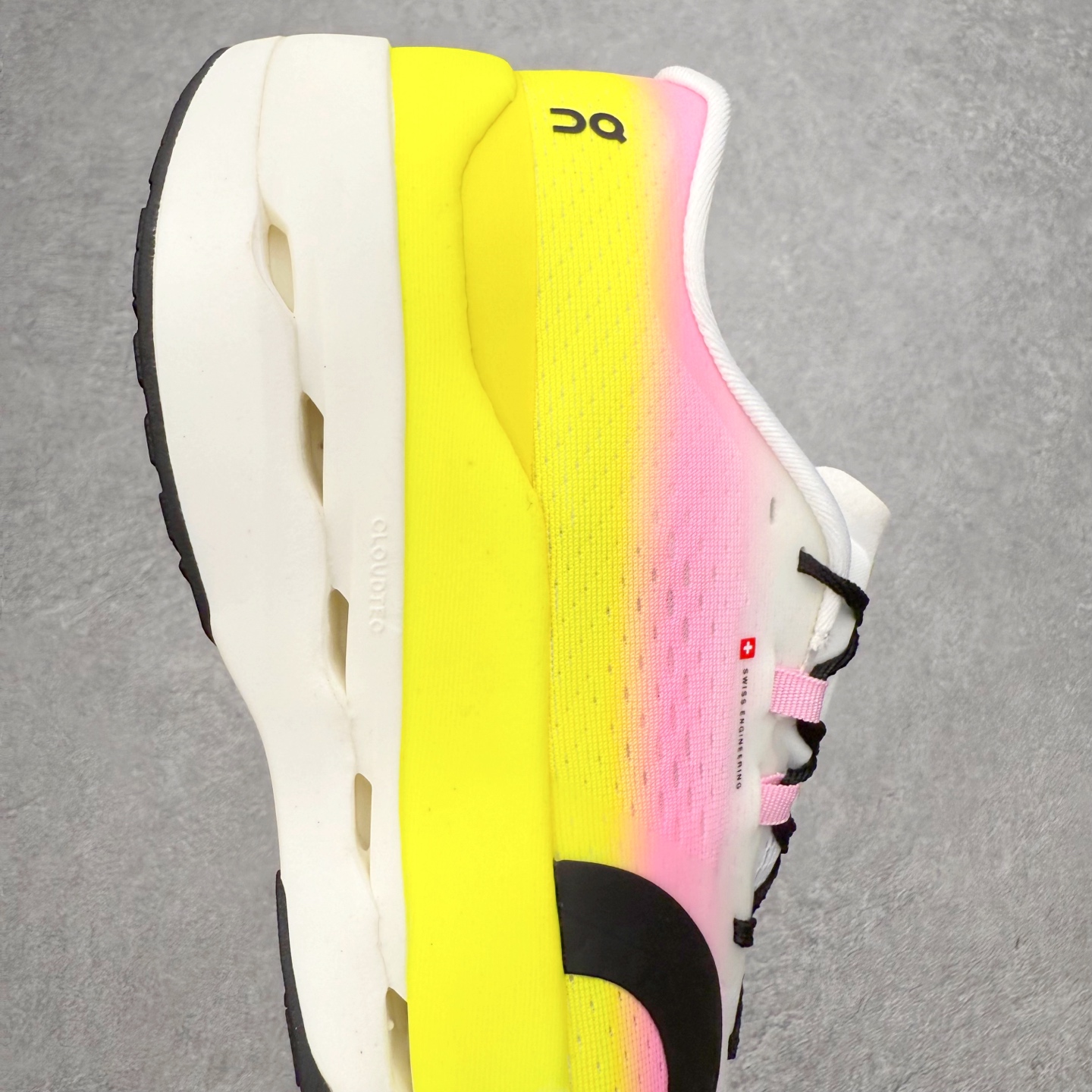 图片[6]-锐步Reebok Premier Road Ultra LTD 总理路跑系列低帮复古百搭休闲运动慢跑鞋 从健身到街头，从不循规蹈矩的国际运动品牌Reebok锐步，以“Life Is Not a Spectator Sport”的宣言，不断将先锋ICON带给年轻一代—继承先锋的健身DNA与深厚的街头文化沉淀，锐步鼓励所有人突破自我极限，拥抱未知、健身和例外的生活方式，以坚定的自我态度拥抱属于自己的未来。尺码：36 36.5 37.5 38 38.5 39 40 40.5 41 42 42.5 43 44 44.5 45-选品中心