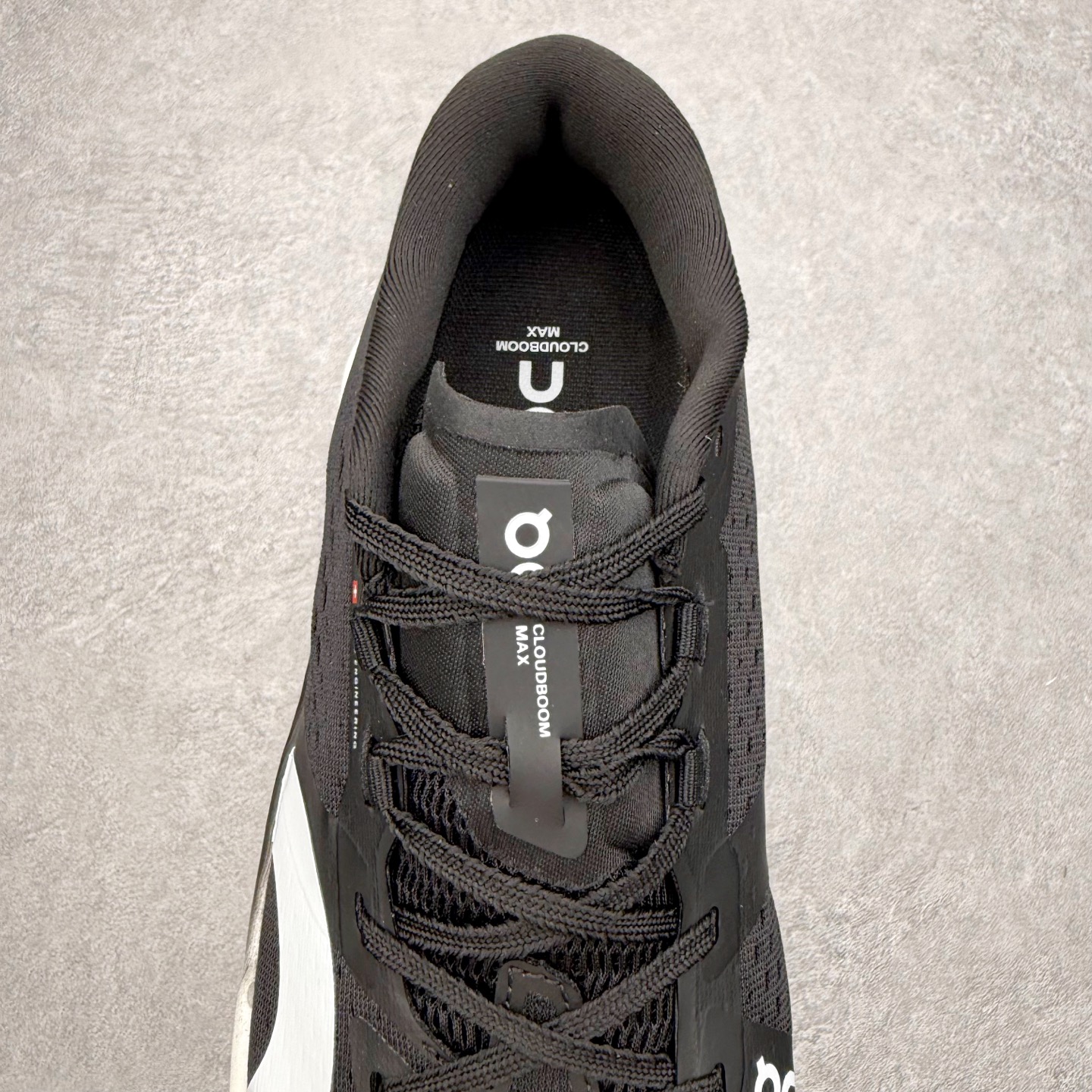 图片[5]-On昂跑 cloudboom max 舒适百搭支撑轻便 马拉松跑步鞋 此运动品牌 开创于2010年 缓震着陆、强效回弹、轻柔质感的设计构思始终是ON研制关键 与此同时基于“为全球提供革新性的跑步感受”信念 陆续推出了多款跑鞋及其以专业运动人体跑步工程学为设计关键的功能性跑步服饰设备 让跑者不费力气地畅快畅跑 尺码：36 36.5 37.5 38 38.5 39 40 40.5 41 42 42.5 43 44 44.5 45-选品中心