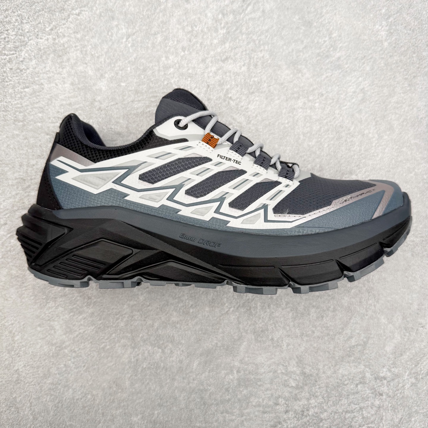 ＃K版 凯乐石KAILAS 远征 MAX FLT 运动户外 防滑防水透气 低帮 登山徒步鞋 KAILAS凯乐石品牌是全球三大全系攀登品牌之一，于2003年创立于中国广州，致力于为有攀登梦想的户外运动员及爱好者，研发制造功能性专业装备，满足他们在极限环境下安全舒适的需求，凯乐石专注于科技面料的开发及专业功能设计，产品线覆盖登山、攀岩、徒步、越野跑山、露营、旅行等多项户外运动，通过运动员的测试反馈，不断进化迭代，产品荣获国内外大奖71座，发明专利21个，更突破性的自主研发攀登器械，打造出中国的攀登硬实力。实拍调校N版已经零色差零失真 百分百还原实物色彩所见即所得 不存在货不对板色差等低级问题 选购参考实物拍摄 不混卖不参货 只用心做好货严格选品 承诺混一赔十 尺码：36 36.5 37.5 38 38.5 39 39.5 40 40.5 41 41.5 42 42.5 43 44 44.5 45-选品中心