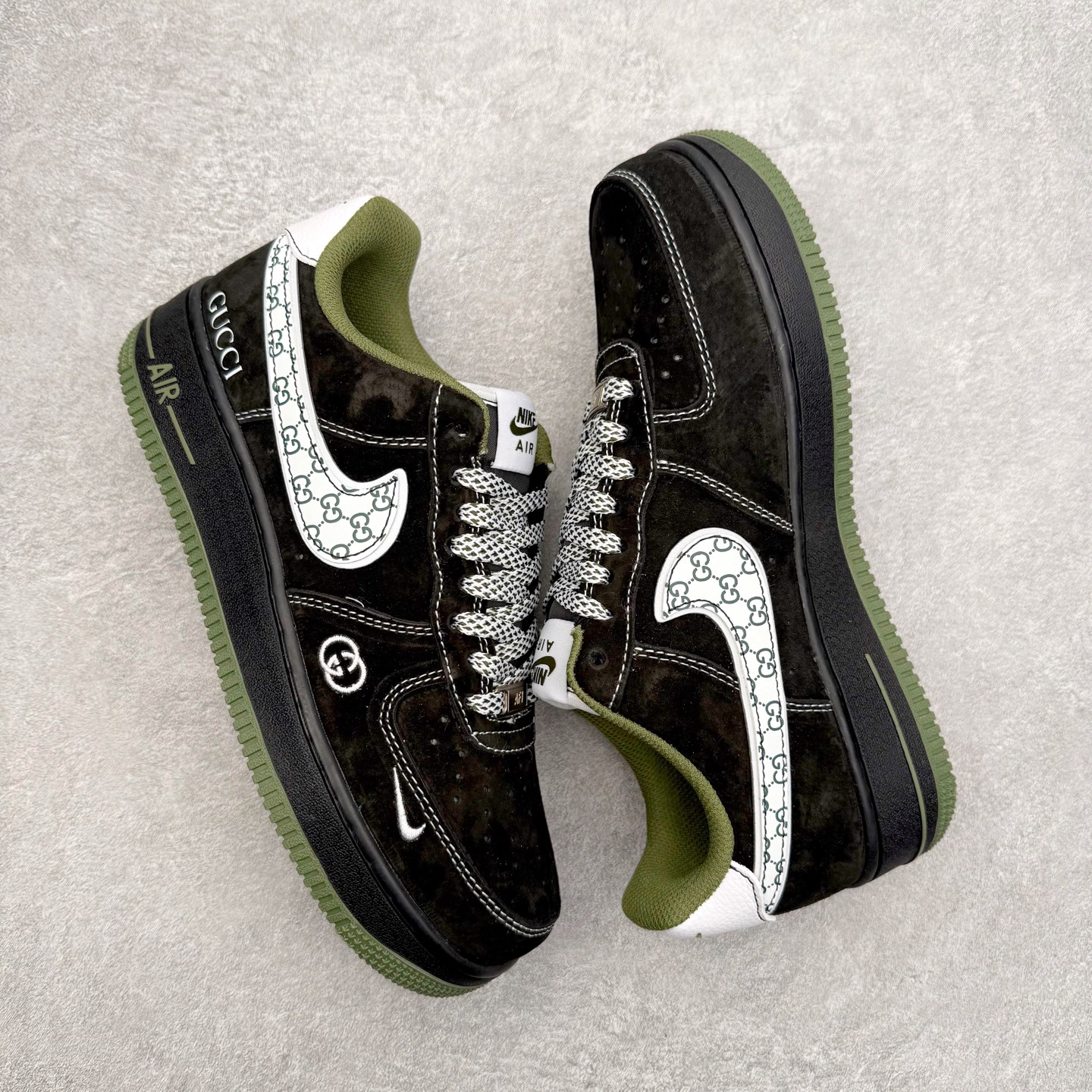 图片[3]-NK Air Force 1´07 Low 空军一号低帮百搭休闲运动板鞋 BB9577-113 柔软、弹性十足的缓震性能和出色的中底设计 横跨复古与现代的外型结合 造就出风靡全球 三十多年的Force 1 直到今天还深受青睐 实拍调校N版已经零色差零失真 百分百还原实物色彩所见即所得 不存在货不对板色差等低级问题 选购参考实物拍摄 不混卖不参货 只用心做好货严格选品 承诺混一赔十 尺码：36 36.5 37.5 38 38.5 39 40 40.5 41 42 42.5 43 44 44.5 45-选品中心