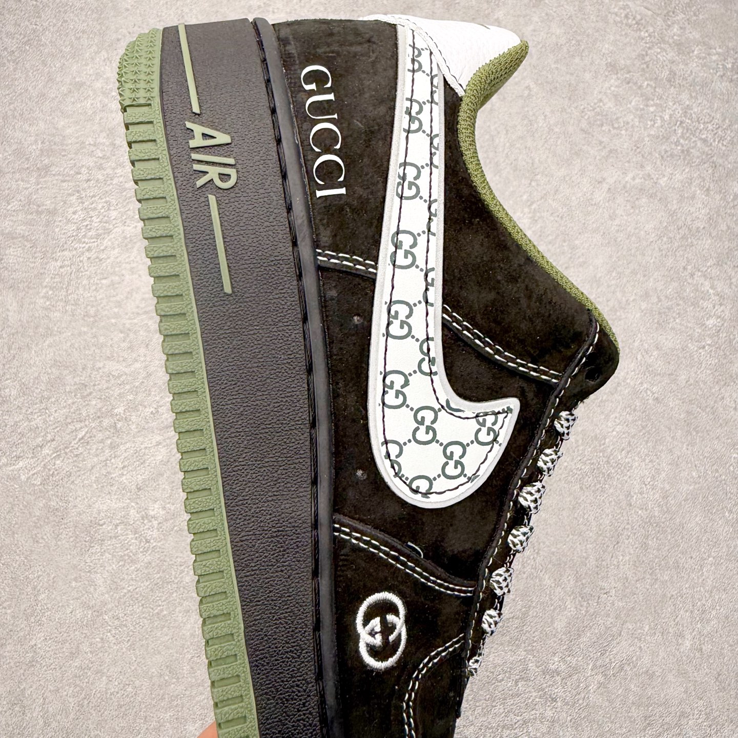 图片[6]-NK Air Force 1´07 Low 空军一号低帮百搭休闲运动板鞋 BB9577-113 柔软、弹性十足的缓震性能和出色的中底设计 横跨复古与现代的外型结合 造就出风靡全球 三十多年的Force 1 直到今天还深受青睐 实拍调校N版已经零色差零失真 百分百还原实物色彩所见即所得 不存在货不对板色差等低级问题 选购参考实物拍摄 不混卖不参货 只用心做好货严格选品 承诺混一赔十 尺码：36 36.5 37.5 38 38.5 39 40 40.5 41 42 42.5 43 44 44.5 45-选品中心