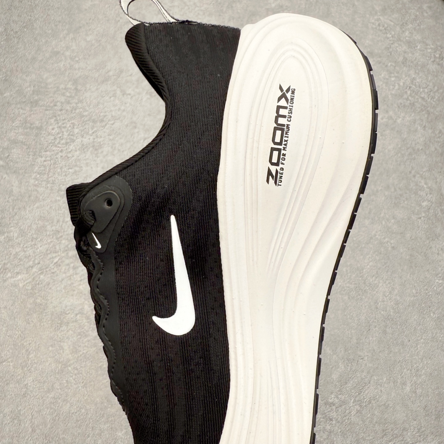 图片[7]-NK Vomero Plus 时尚舒适 网布防滑耐磨 低帮跑步鞋 HV8154-604 实拍调校N版已经零色差零失真 百分百还原实物色彩所见即所得 不存在货不对板色差等低级问题 选购参考实物拍摄 不混卖不参货 只用心做好货严格选品 承诺混一赔十 尺码：36 36.5 37.5 38 38.5 39 40 40.5 41 42 42.5 43 44 44.5 45-选品中心