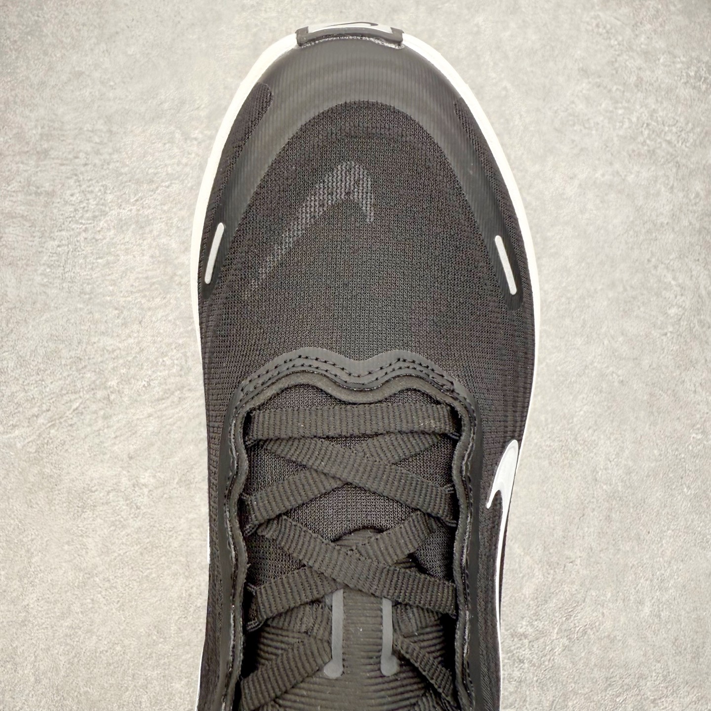 图片[4]-NK Vomero Plus 时尚舒适 网布防滑耐磨 低帮跑步鞋 HV8154-604 实拍调校N版已经零色差零失真 百分百还原实物色彩所见即所得 不存在货不对板色差等低级问题 选购参考实物拍摄 不混卖不参货 只用心做好货严格选品 承诺混一赔十 尺码：36 36.5 37.5 38 38.5 39 40 40.5 41 42 42.5 43 44 44.5 45-选品中心