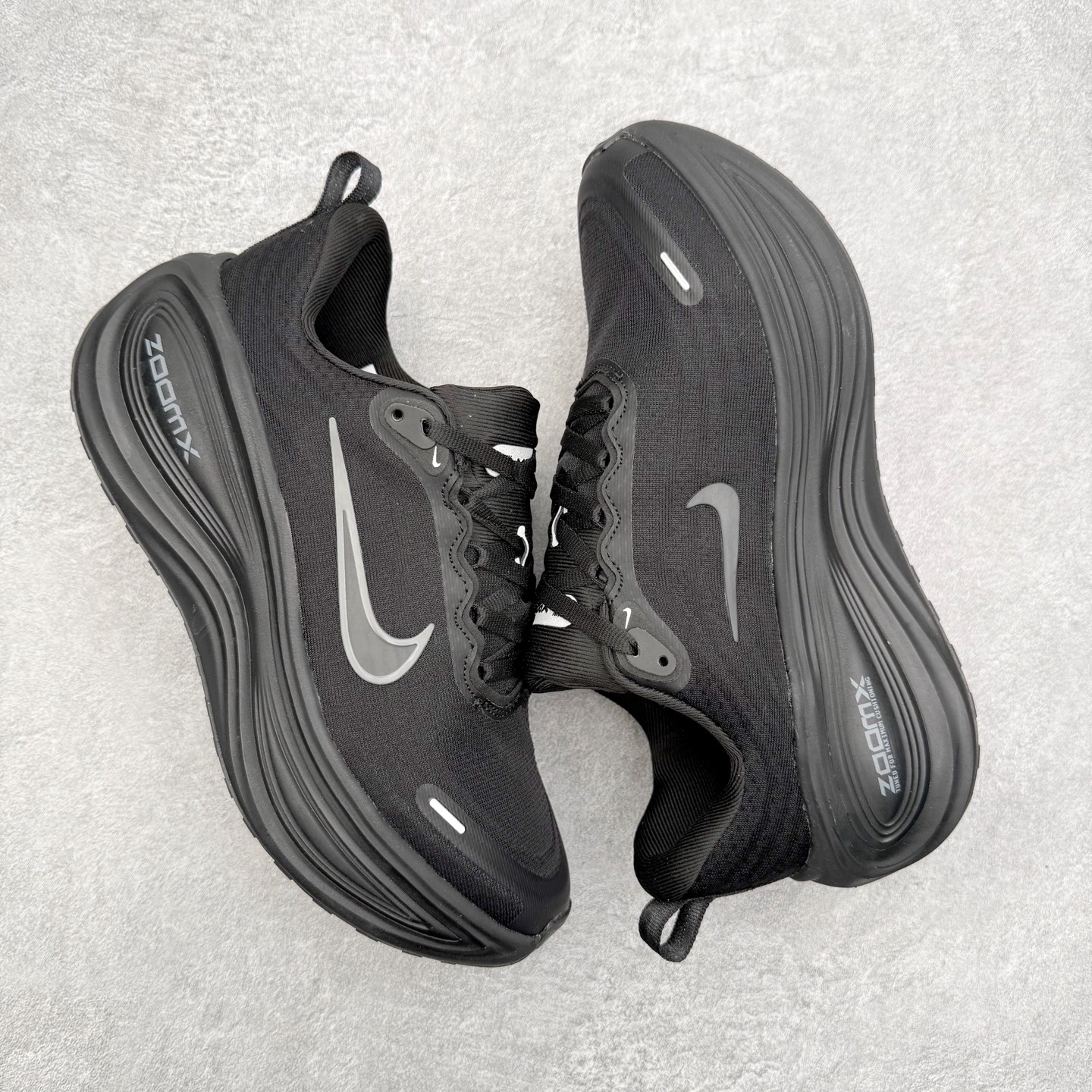 图片[3]-NK Vomero Plus 时尚舒适 网布防滑耐磨 低帮跑步鞋 HV8154-604 实拍调校N版已经零色差零失真 百分百还原实物色彩所见即所得 不存在货不对板色差等低级问题 选购参考实物拍摄 不混卖不参货 只用心做好货严格选品 承诺混一赔十 尺码：36 36.5 37.5 38 38.5 39 40 40.5 41 42 42.5 43 44 44.5 45-选品中心