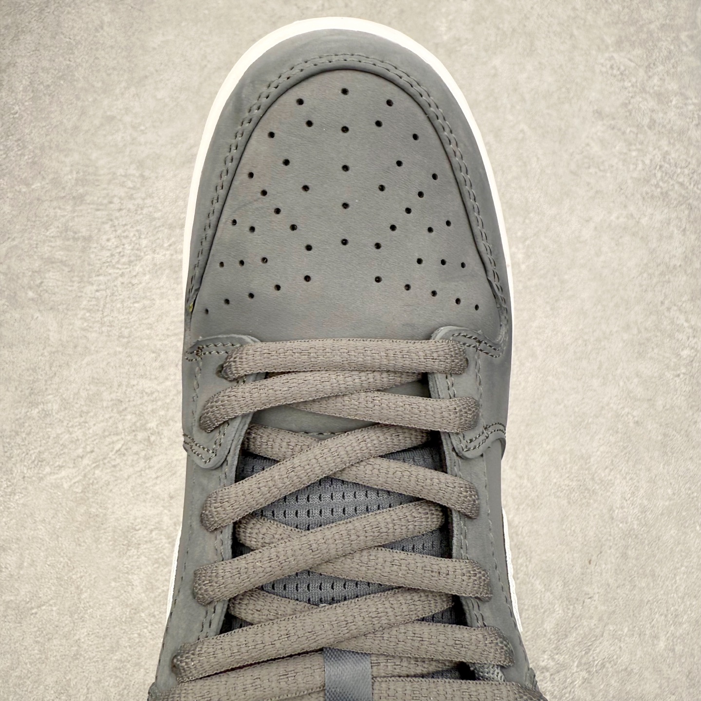 图片[4]-＃F版 NK SB Dunk Low FZ1287-300 极限压缩利润空间 超乎所想的高性价比 用料绝不含糊 原盒原配 正确耐磨橡胶大底 超高清洁度 全鞋零毛边皮料切割 全套原楦原模倾力打造完美版型 尺码：36 36.5 37.5 38 38.5 39 40 40.5 41 42 42.5 43 44 44.5 45 46 47.5-选品中心