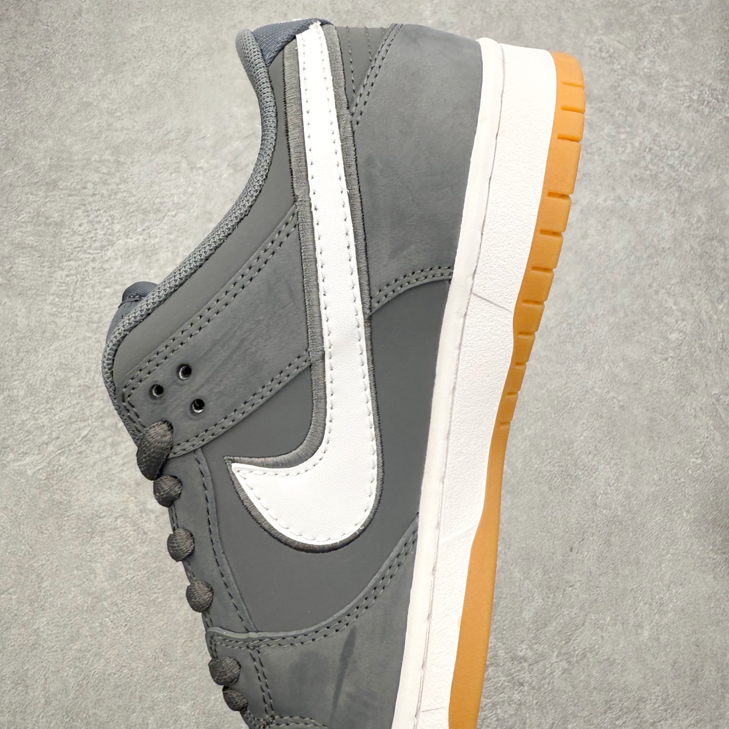 图片[7]-＃F版 NK SB Dunk Low FZ1287-300 极限压缩利润空间 超乎所想的高性价比 用料绝不含糊 原盒原配 正确耐磨橡胶大底 超高清洁度 全鞋零毛边皮料切割 全套原楦原模倾力打造完美版型 尺码：36 36.5 37.5 38 38.5 39 40 40.5 41 42 42.5 43 44 44.5 45 46 47.5-选品中心