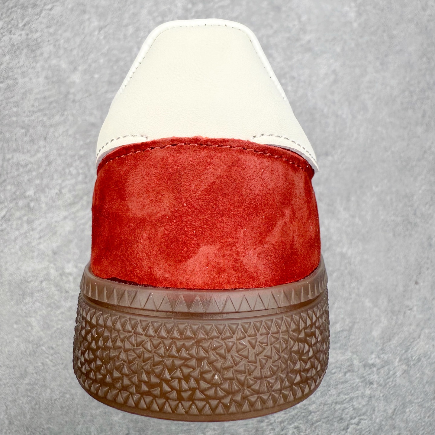 图片[8]-AD Originals Handball SPZL 手球运动员系列百搭休闲运动板鞋 KI5937 这款来自阿迪达斯的这款HANDBALL SPZL前身是一双手球运动鞋，这一次拿来复刻，所以鞋面的主要色彩选用了黑色， 鞋面外侧除了Spezial字母之外还有三叶草标志。Handball SPZL作为复古手球训练鞋与作为室内足球鞋的Samba有着异曲同工之处，但是质感更为出众的鞋身以及丰富的配色选择比起Samba来讲可以说是更胜一筹了！尺码：36 36⅔ 37⅓ 38 38⅔ 39⅓ 40 40⅔ 41⅓ 42 42⅔ 43⅓ 44 45-选品中心