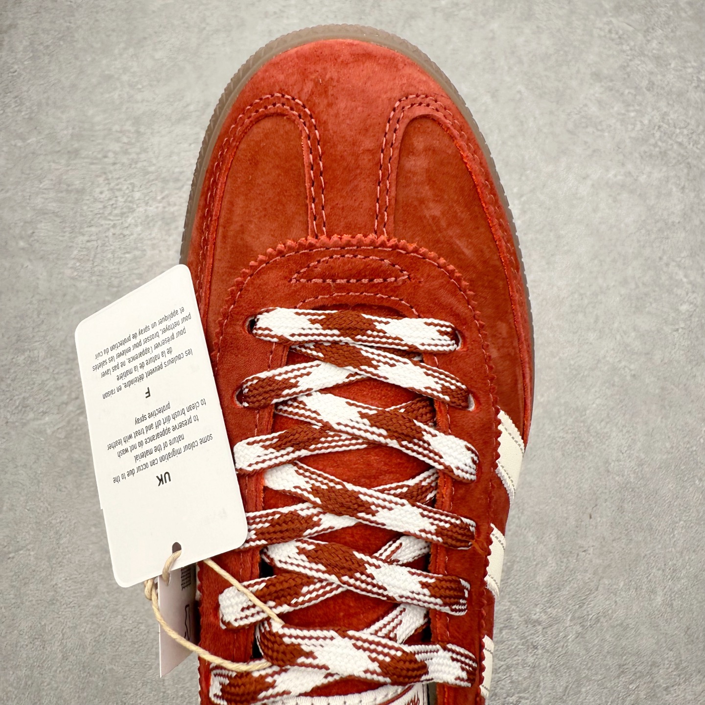 图片[4]-AD Originals Handball SPZL 手球运动员系列百搭休闲运动板鞋 KI5937 这款来自阿迪达斯的这款HANDBALL SPZL前身是一双手球运动鞋，这一次拿来复刻，所以鞋面的主要色彩选用了黑色， 鞋面外侧除了Spezial字母之外还有三叶草标志。Handball SPZL作为复古手球训练鞋与作为室内足球鞋的Samba有着异曲同工之处，但是质感更为出众的鞋身以及丰富的配色选择比起Samba来讲可以说是更胜一筹了！尺码：36 36⅔ 37⅓ 38 38⅔ 39⅓ 40 40⅔ 41⅓ 42 42⅔ 43⅓ 44 45-选品中心