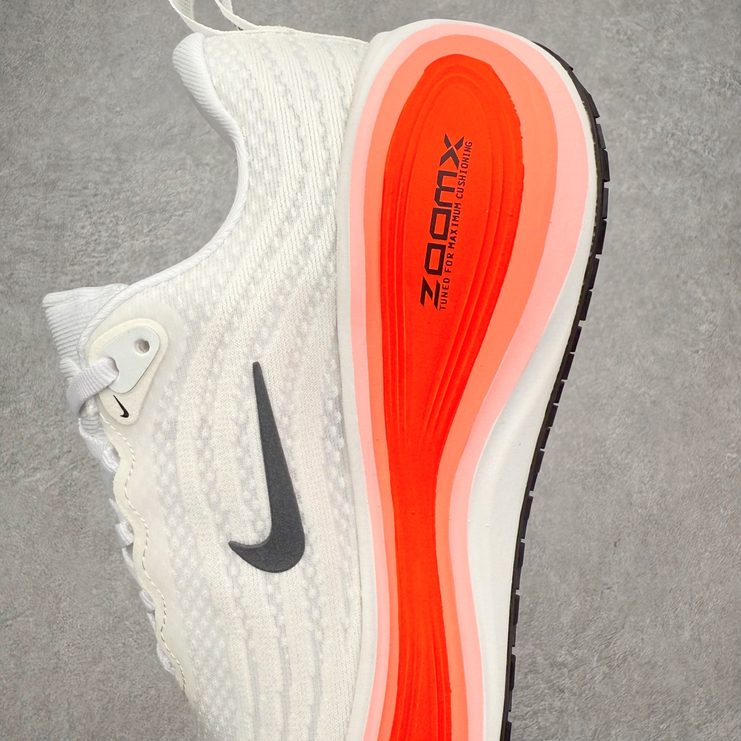 图片[7]-NK Vomero Plus 时尚舒适 网布防滑耐磨 低帮跑步鞋 实拍调校N版已经零色差零失真 百分百还原实物色彩所见即所得 不存在货不对板色差等低级问题 选购参考实物拍摄 不混卖不参货 只用心做好货严格选品 承诺混一赔十 尺码：36 36.5 37.5 38 38.5 39 40 40.5 41 42 42.5 43 44 44.5 45-选品中心