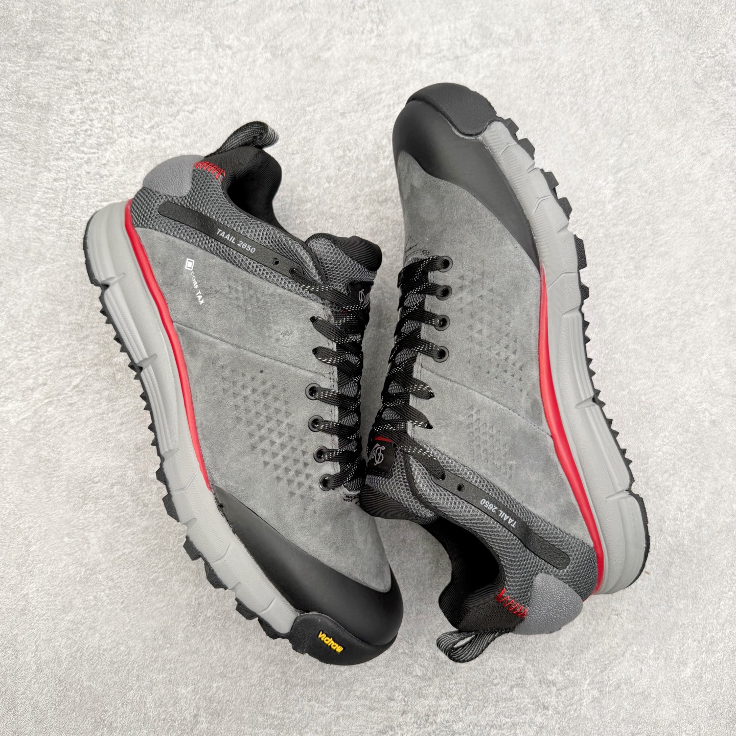 图片[3]-Danner丹纳Trail 2650户外登山徒步运动休闲舒适百搭 织物减震防滑耐磨防水透气轻便低帮跑步鞋 鞋头硬化设计 保护脚趾同时对鞋身提供支撑 不易变形 嵌入式支撑片 遇不平整地形时 提供更多支撑性 保持稳定 脚步更轻松 尺码：39 40 41 42 43 44 45-选品中心