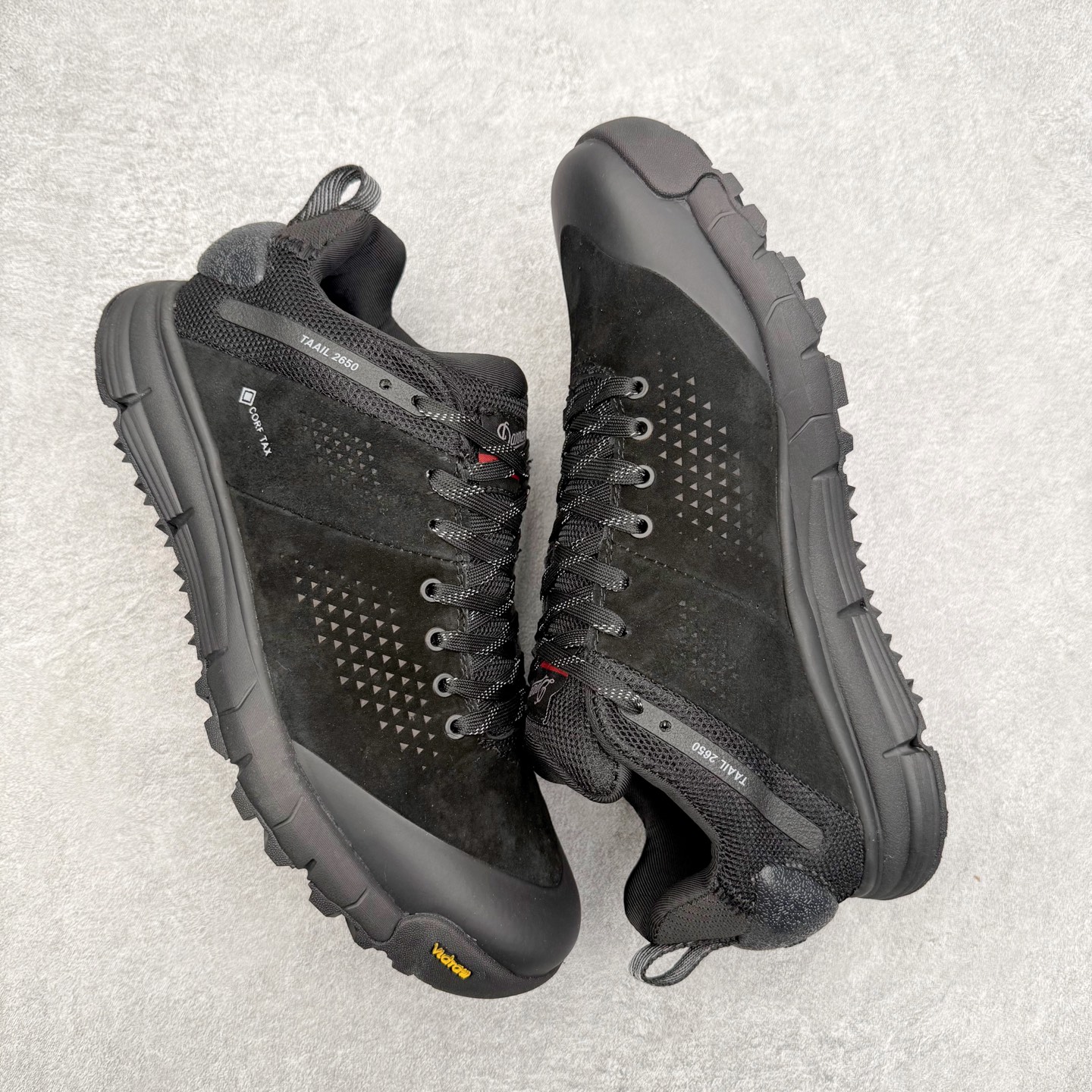 图片[3]-Danner丹纳Trail 2650户外登山徒步运动休闲舒适百搭 织物减震防滑耐磨防水透气轻便低帮跑步鞋 鞋头硬化设计 保护脚趾同时对鞋身提供支撑 不易变形 嵌入式支撑片 遇不平整地形时 提供更多支撑性 保持稳定 脚步更轻松 尺码：39 40 41 42 43 44 45-选品中心