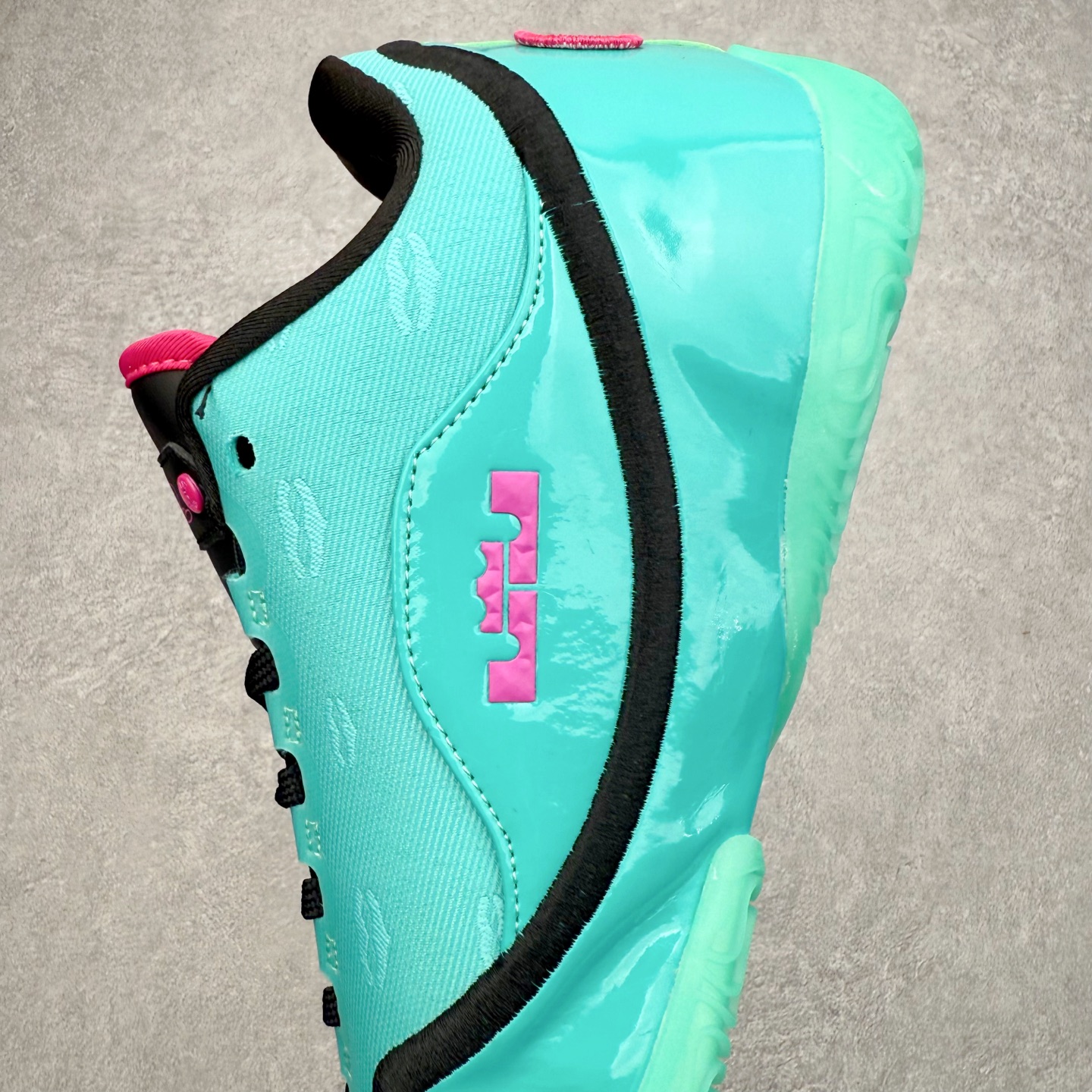 图片[7]-NK Lebron 23 From This Point Forward 詹姆斯23代低帮实战篮球鞋 实拍调校N版已经零色差零失真 百分百还原实物色彩所见即所得 不存在货不对板色差等低级问题 选购参考实物拍摄 不混卖不参货 只用心做好货严格选品 承诺混一赔十 尺码：40 40.5 41 42 42.5 43 44 44.5 45 46-选品中心