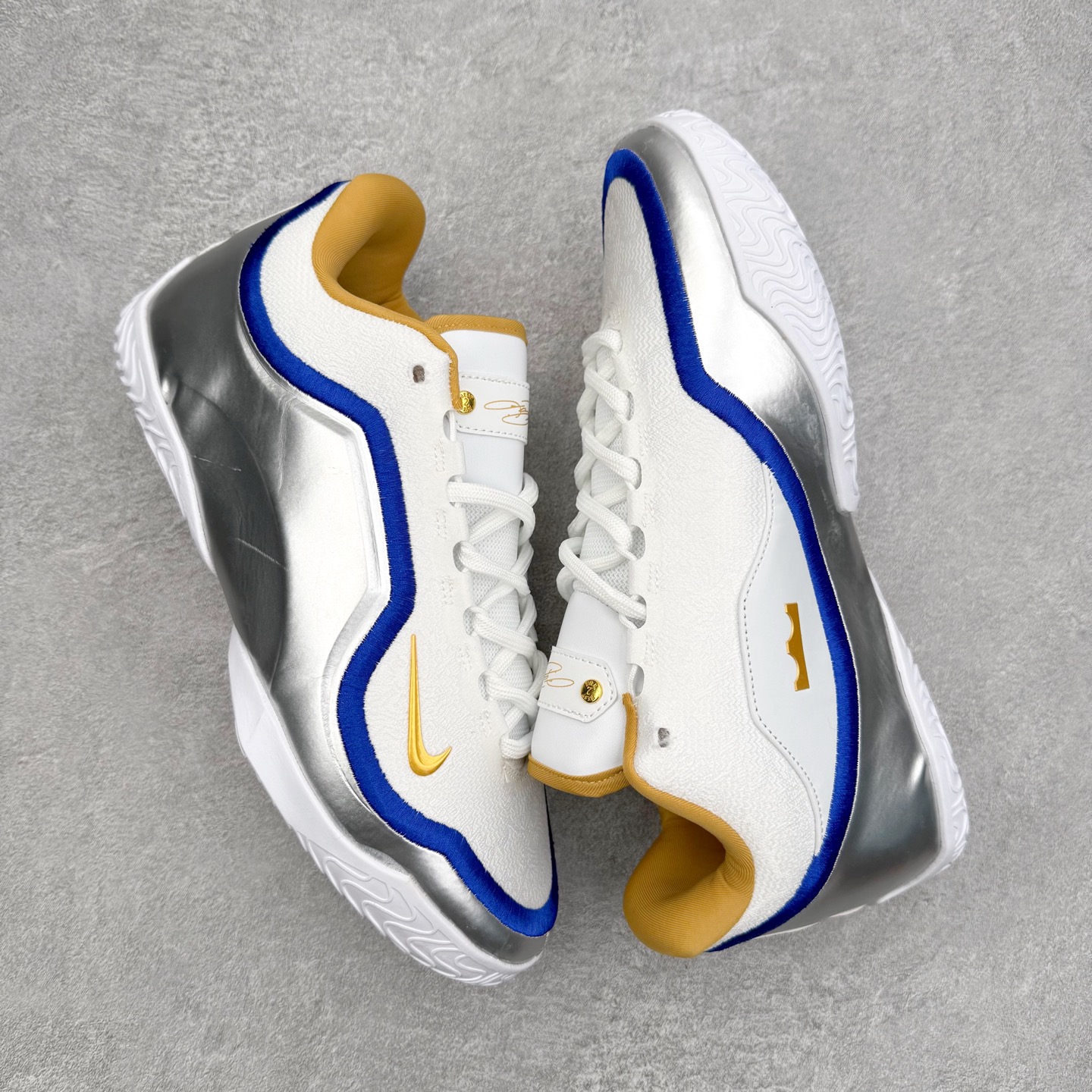 图片[3]-NK Lebron 23 From This Point Forward 詹姆斯23代低帮实战篮球鞋 实拍调校N版已经零色差零失真 百分百还原实物色彩所见即所得 不存在货不对板色差等低级问题 选购参考实物拍摄 不混卖不参货 只用心做好货严格选品 承诺混一赔十 尺码：40 40.5 41 42 42.5 43 44 44.5 45 46-选品中心