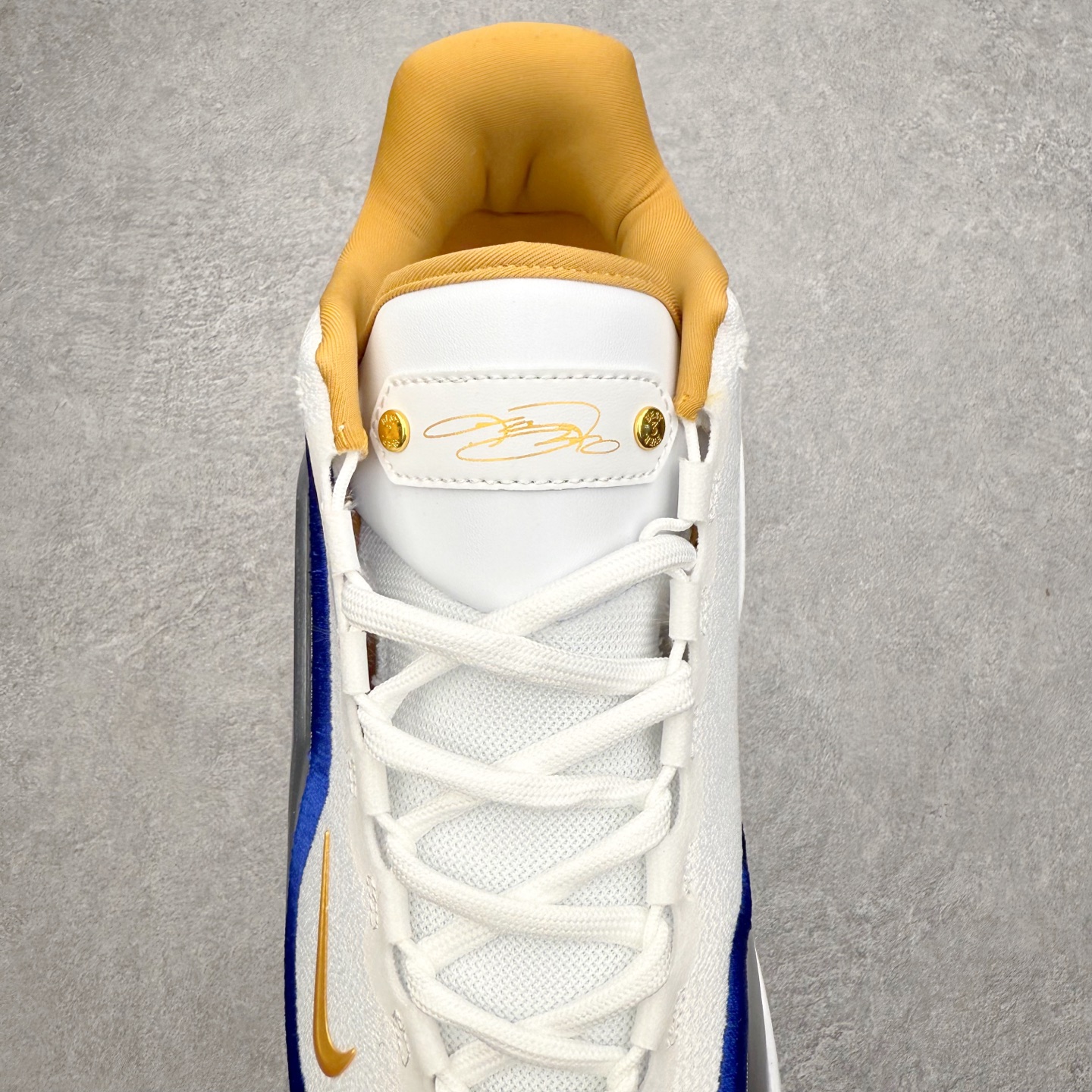 图片[5]-NK Lebron 23 From This Point Forward 詹姆斯23代低帮实战篮球鞋 实拍调校N版已经零色差零失真 百分百还原实物色彩所见即所得 不存在货不对板色差等低级问题 选购参考实物拍摄 不混卖不参货 只用心做好货严格选品 承诺混一赔十 尺码：40 40.5 41 42 42.5 43 44 44.5 45 46-选品中心