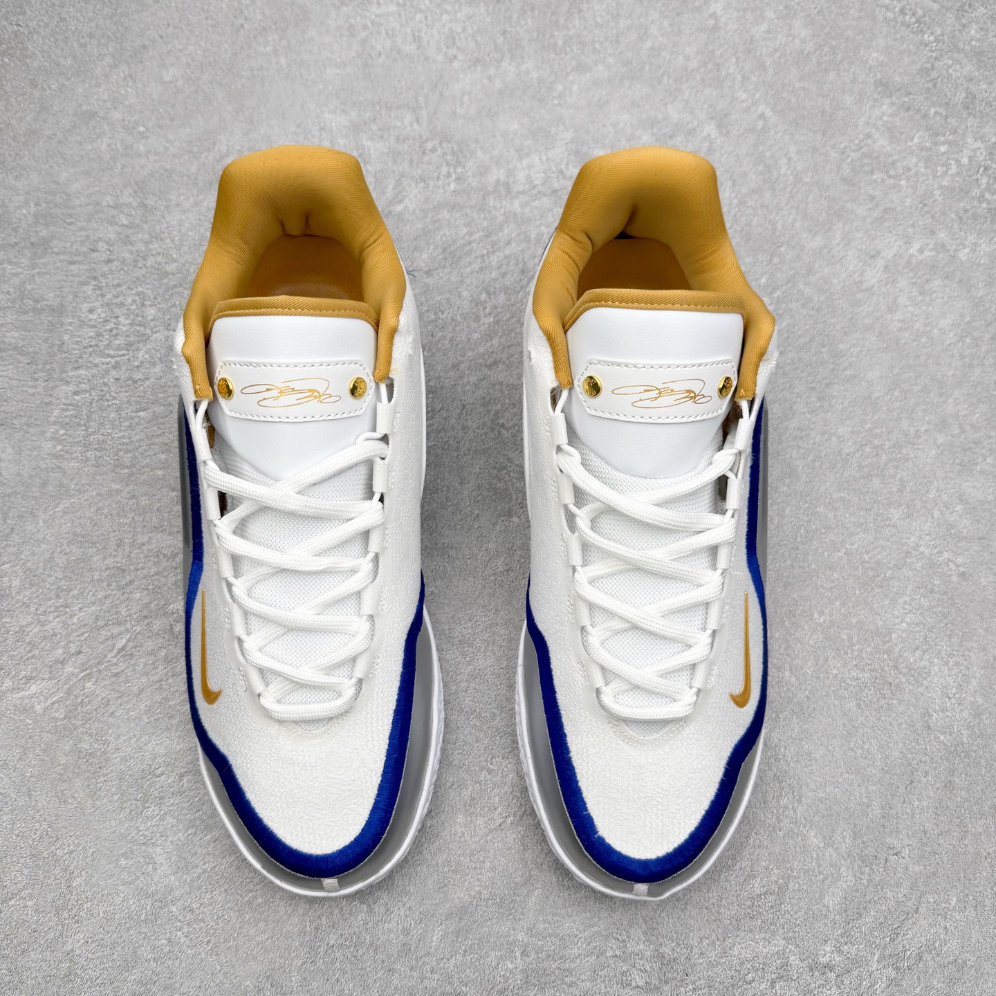 图片[2]-NK Lebron 23 From This Point Forward 詹姆斯23代低帮实战篮球鞋 实拍调校N版已经零色差零失真 百分百还原实物色彩所见即所得 不存在货不对板色差等低级问题 选购参考实物拍摄 不混卖不参货 只用心做好货严格选品 承诺混一赔十 尺码：40 40.5 41 42 42.5 43 44 44.5 45 46-选品中心