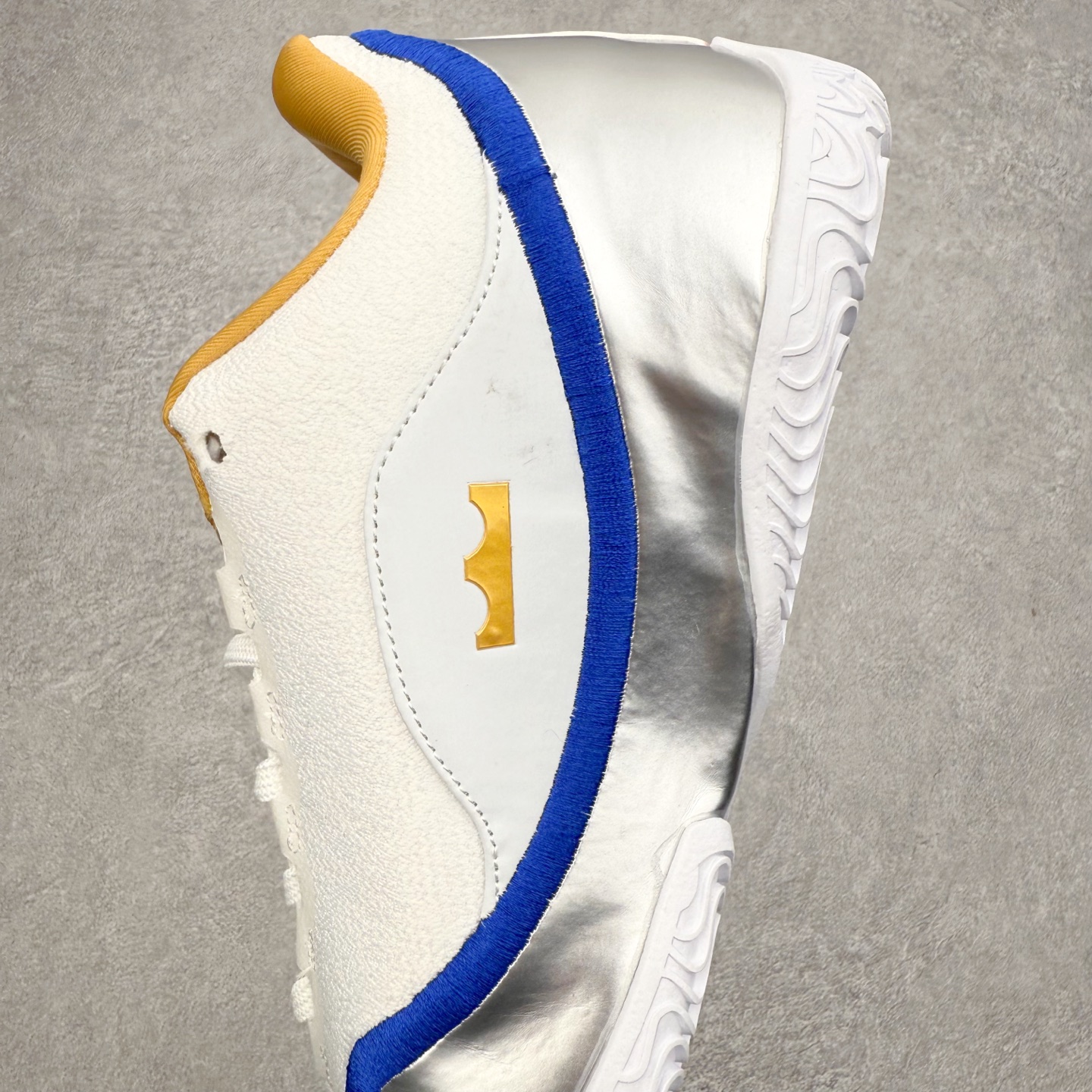 图片[7]-NK Lebron 23 From This Point Forward 詹姆斯23代低帮实战篮球鞋 实拍调校N版已经零色差零失真 百分百还原实物色彩所见即所得 不存在货不对板色差等低级问题 选购参考实物拍摄 不混卖不参货 只用心做好货严格选品 承诺混一赔十 尺码：40 40.5 41 42 42.5 43 44 44.5 45 46-选品中心